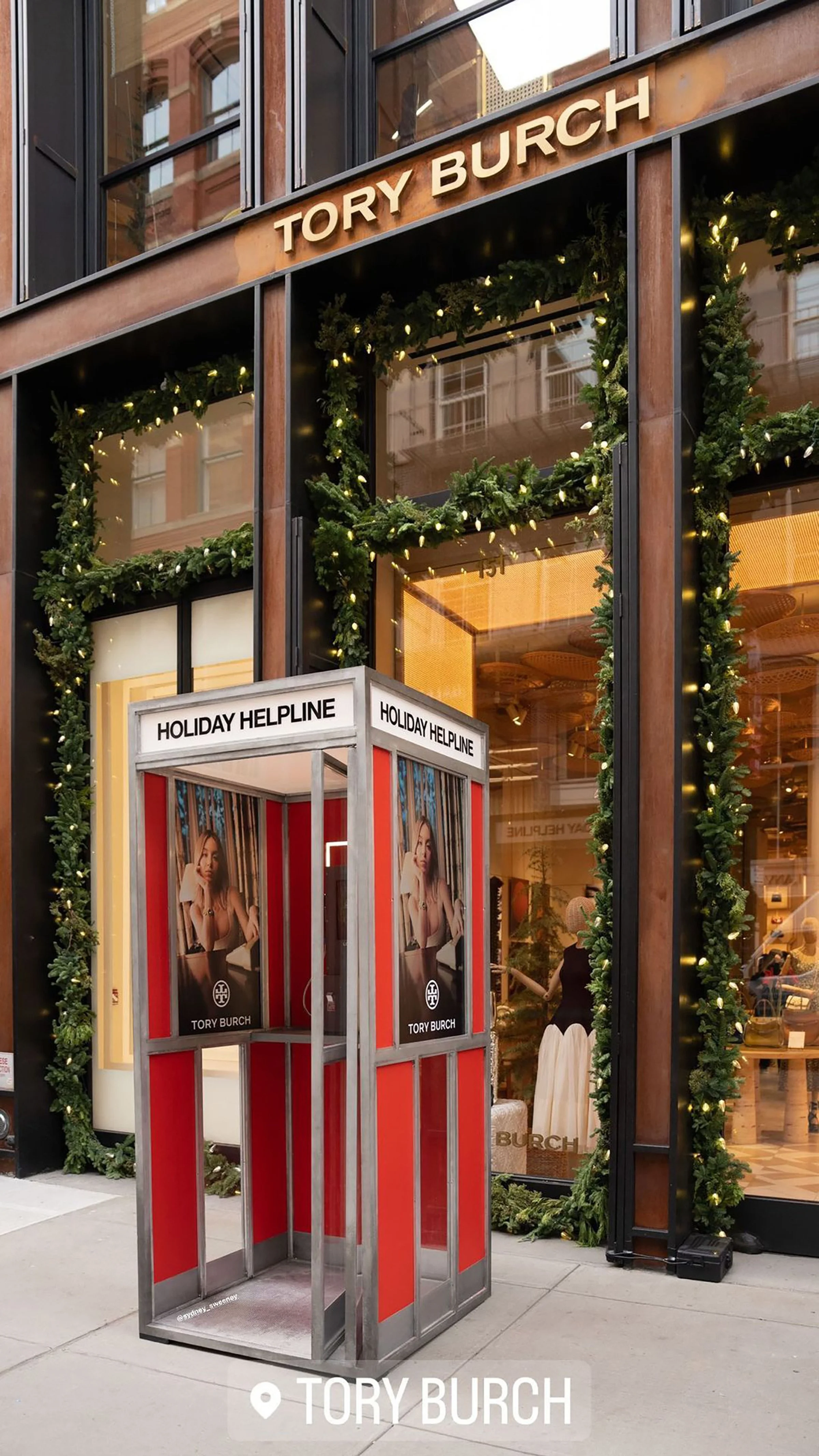 outside-phonebooth-tory-burch-holiday.jpg