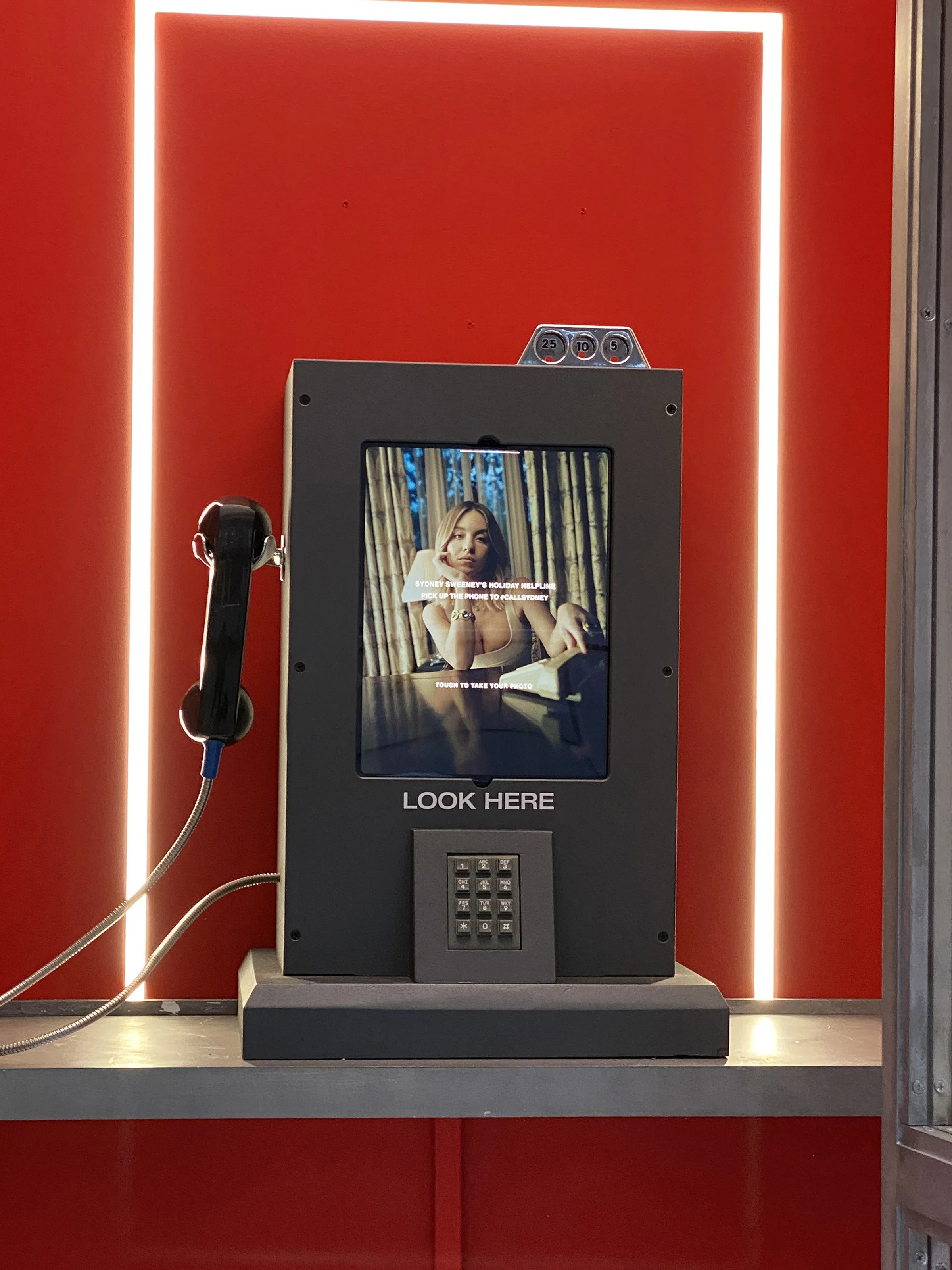 inside-of-phonebooth-tory-burch-holiday.jpg