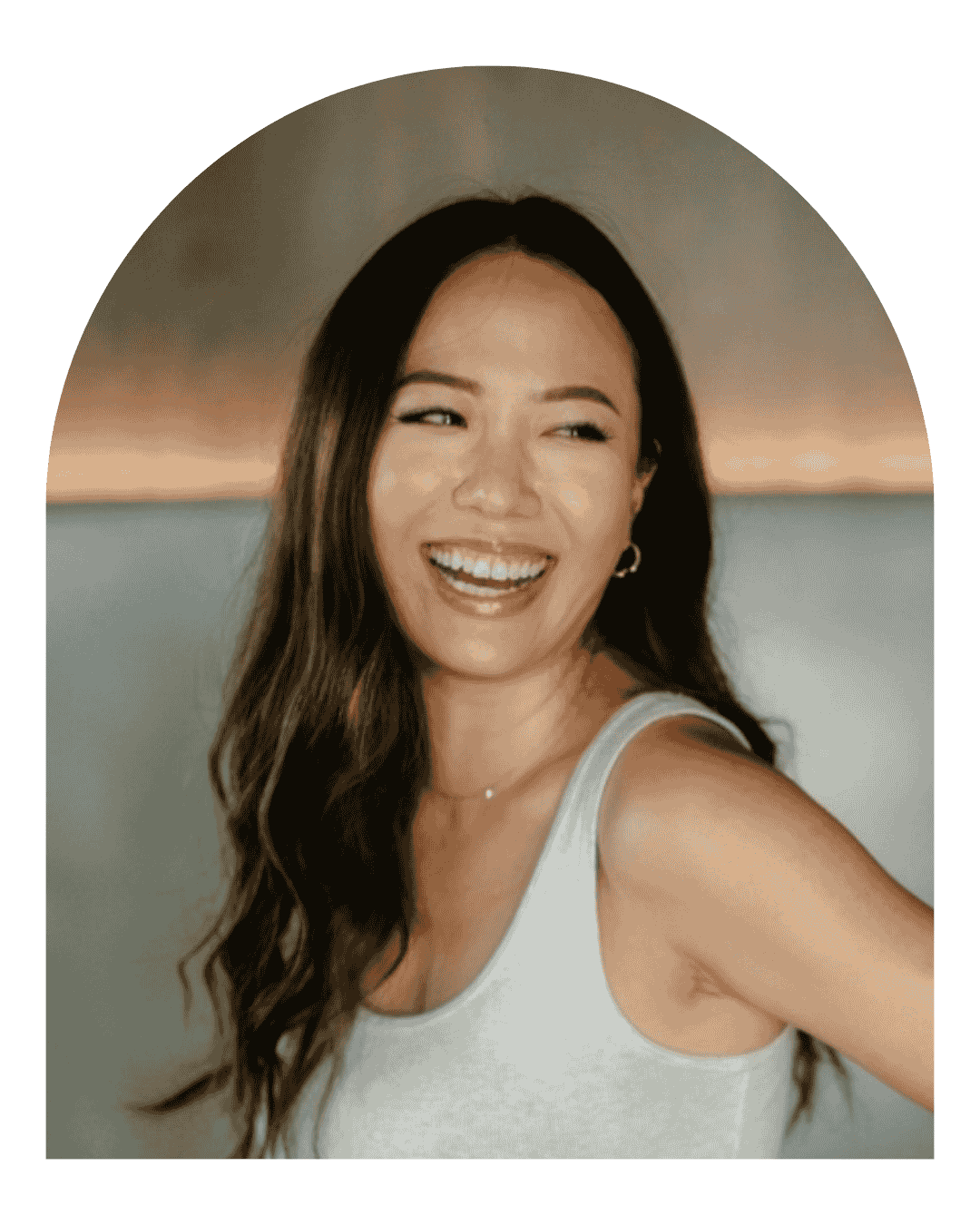 Vivian Wu, founder of The Wu Way, offering subconscious healing for low self-esteem and self-worth for high-achieving women