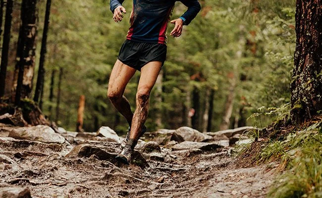 Comment progresser en descente en trail