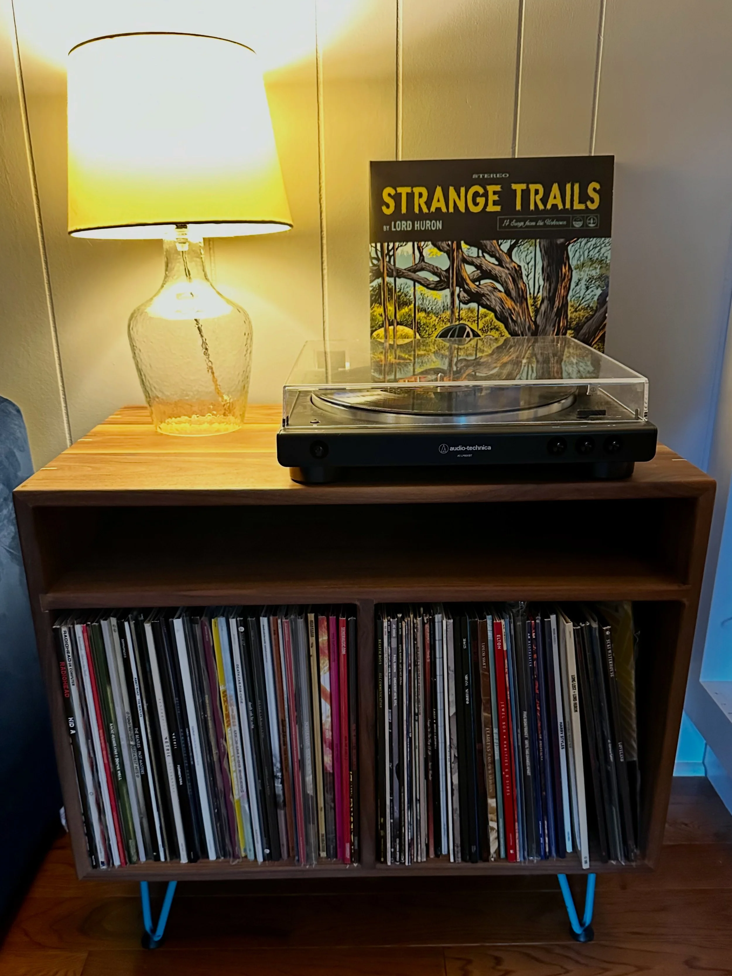 Small record table