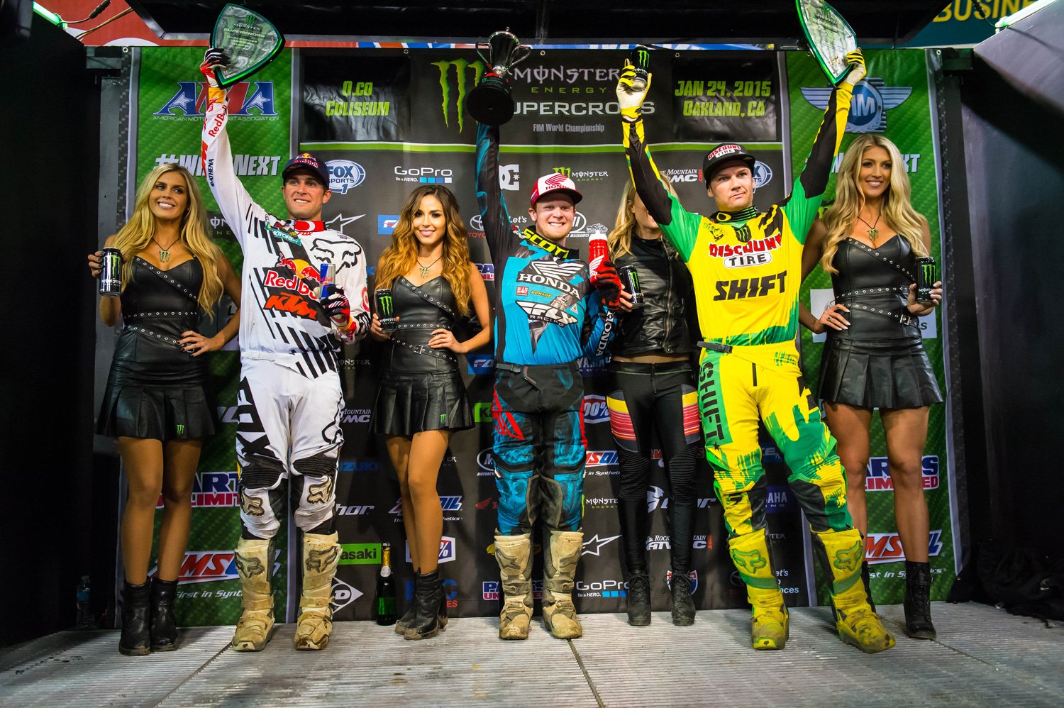 trey-canard-supercross-podium-oakland-2015-honda-win-celebration.jpg