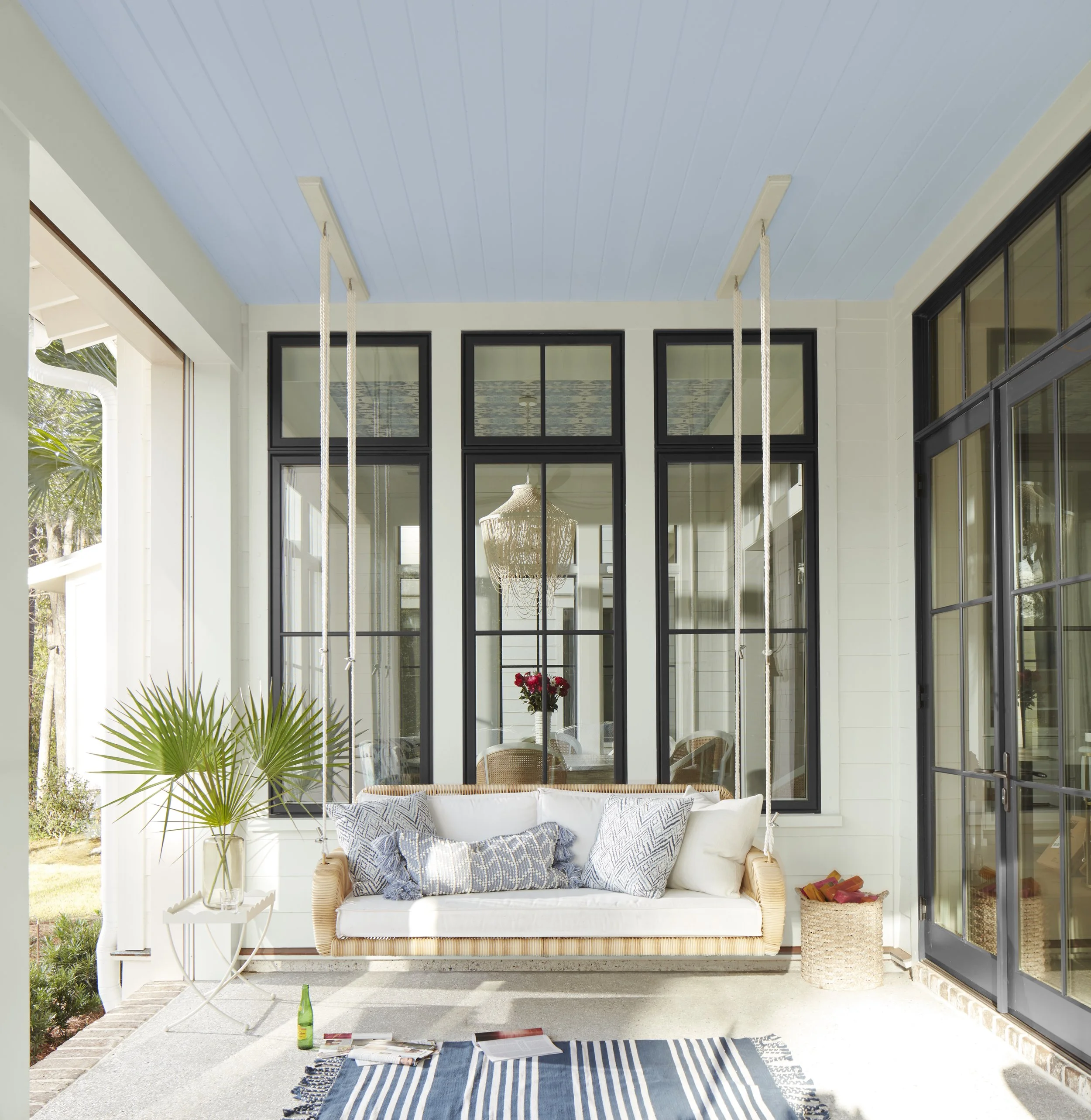 BM_FK_SC_Himmel_Porch_WhiteDove_RGB.jpg