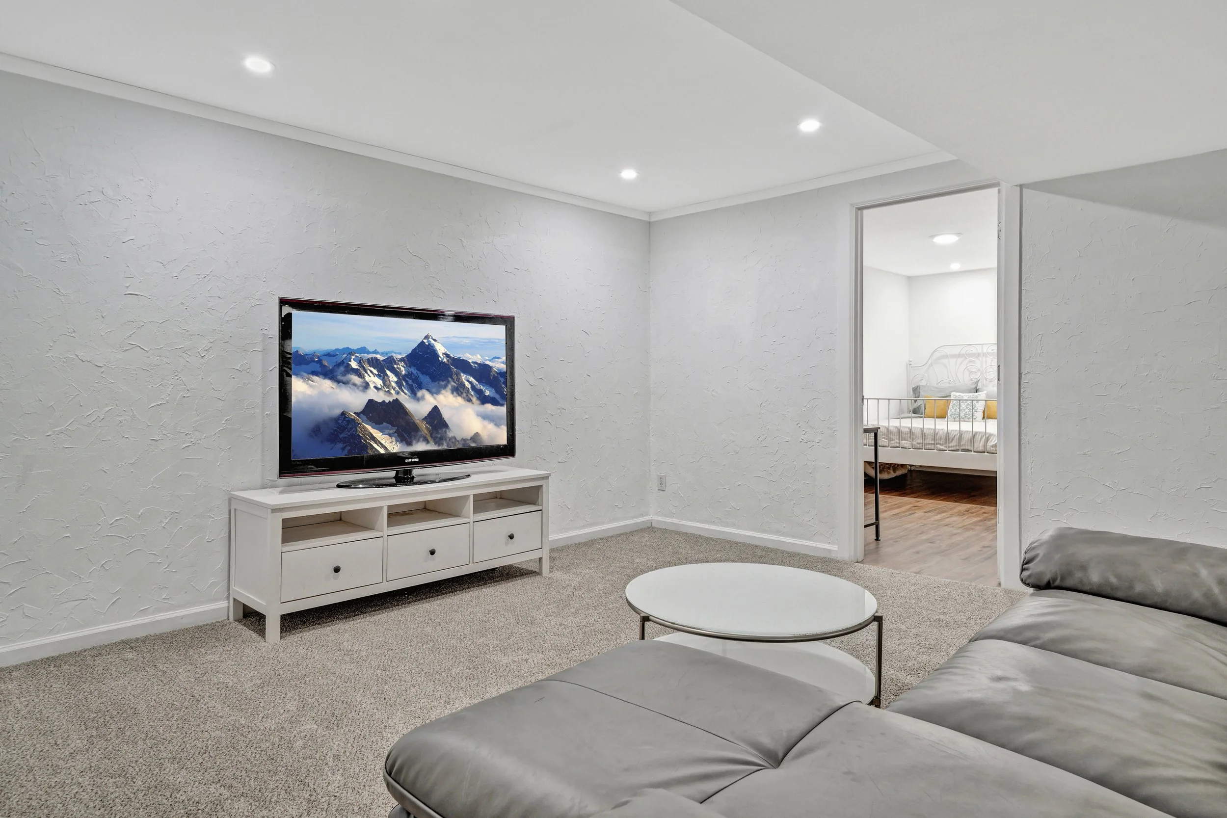 1651 Beacon Hill Dr(MLS)(UPDATE)-5.jpg