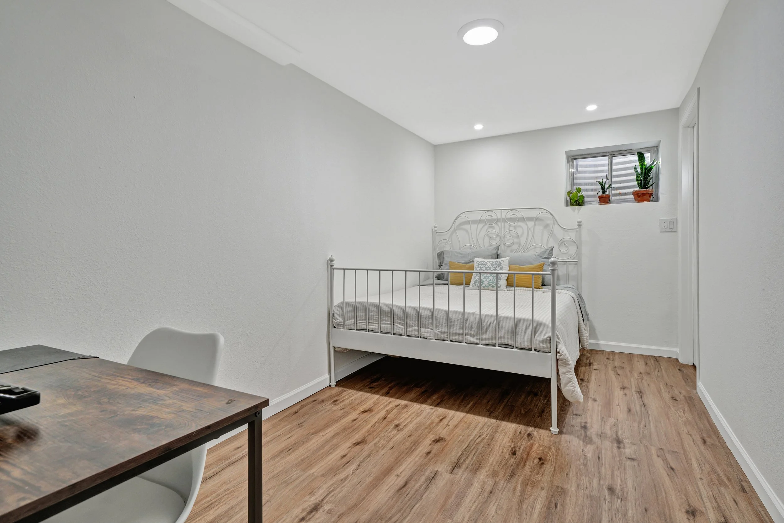 1651 Beacon Hill Dr(MLS)(UPDATE)-6.jpg