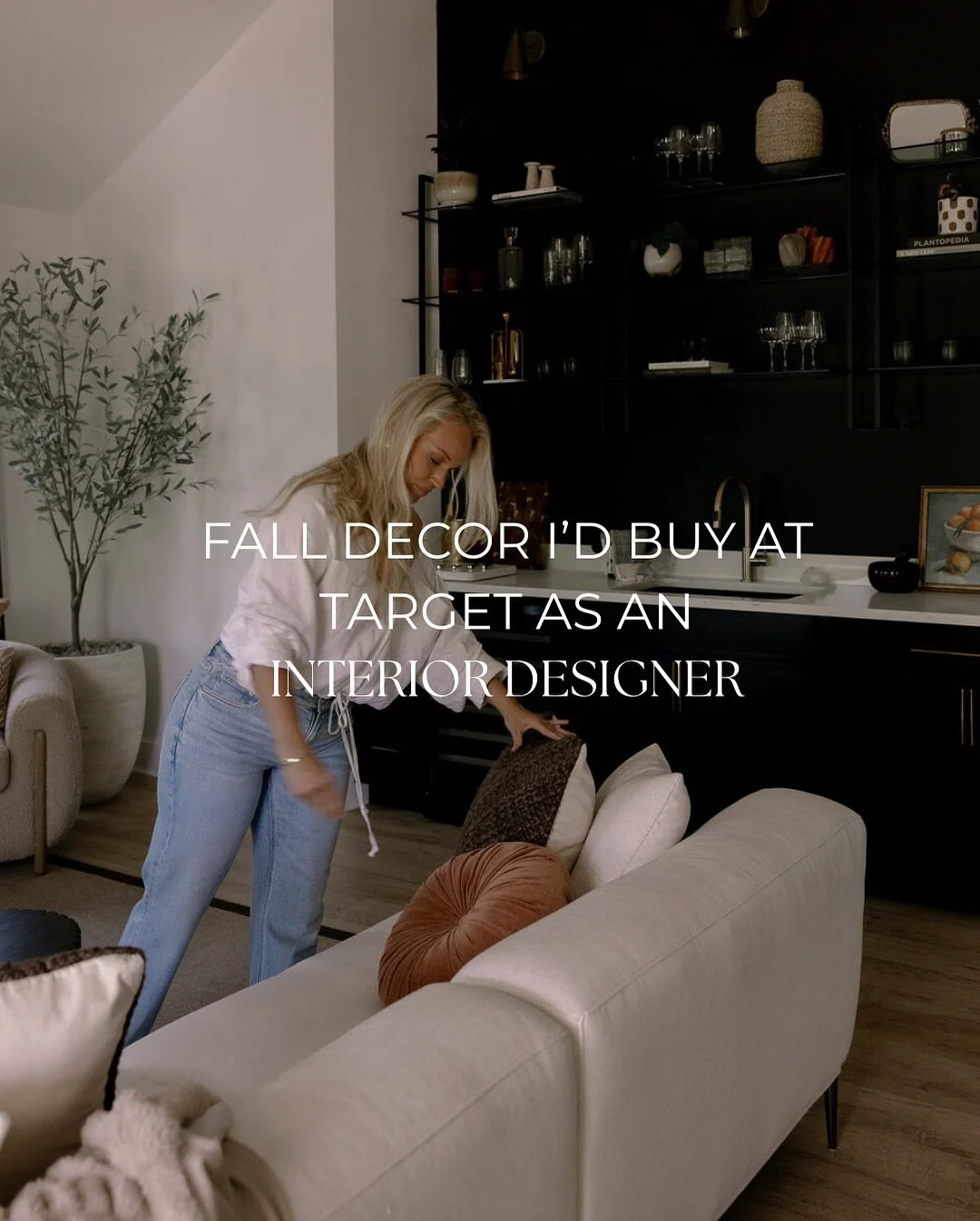 New Target Fall Finds ~ Interior designer edition 🤎🍂 Gorgeous carved edge cutting boards, deep fall hues for hosting, lamps with cozy character &amp; more. Comment &lsquo;FALL DECOR&rsquo; to get links sent straight to your inbox!

@target #target 