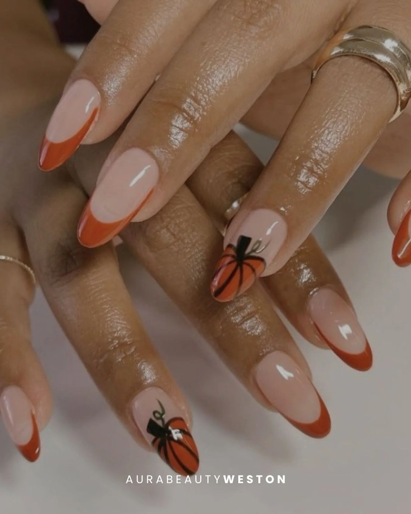 Happy Thanksgiving from Aura ✨

Wishing you a cozy, joy-filled day. We&rsquo;re closed today to celebrate, but we&rsquo;ll be back to our regular hours tomorrow, can&rsquo;t wait to see you. 🤎