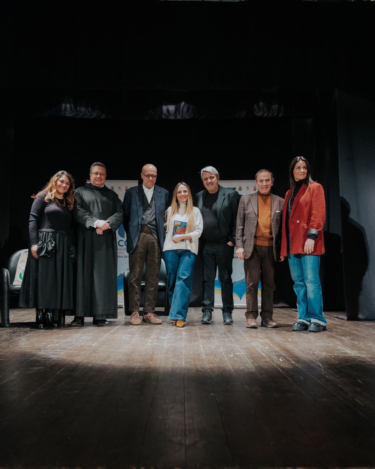 &ldquo;𝐎𝐠𝐧𝐢 𝐧𝐨𝐬𝐭𝐫𝐨 𝐜𝐚𝐬𝐭𝐢𝐠𝐨&rdquo;: 𝐑𝐨𝐦𝐚, 𝐢𝐥 𝐧𝐨𝐢𝐫 𝐞 𝐥𝐚 𝐟𝐨𝐫𝐳𝐚 𝐝𝐞𝐥𝐥𝐚 𝐩𝐚𝐫𝐨𝐥𝐚 🖤

🎭 Si &egrave; svolto con grande partecipazione l&rsquo;incontro dedicato a &ldquo;Ogni nostro castigo&rdquo;, il romanzo noir 