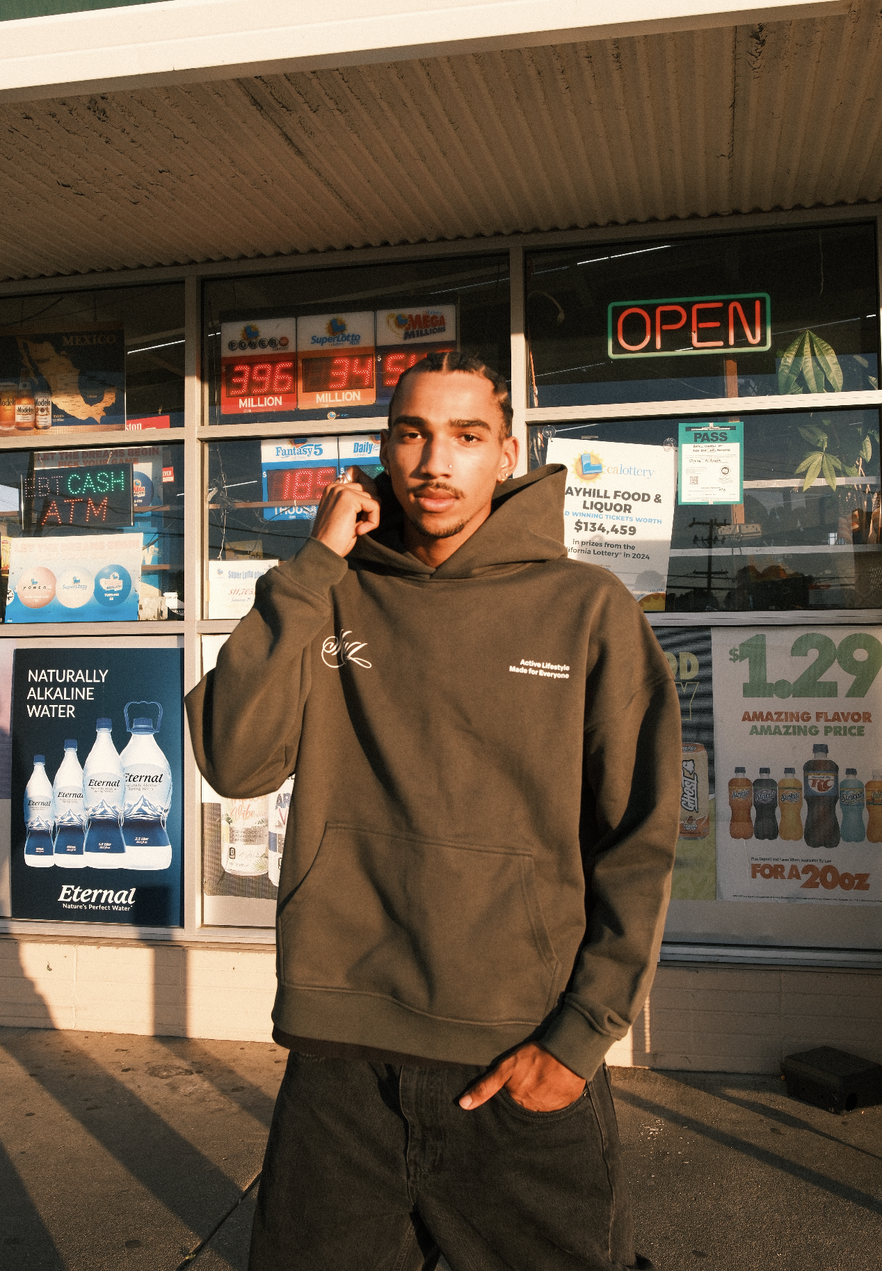 MWL. Heavyweight Hoodie