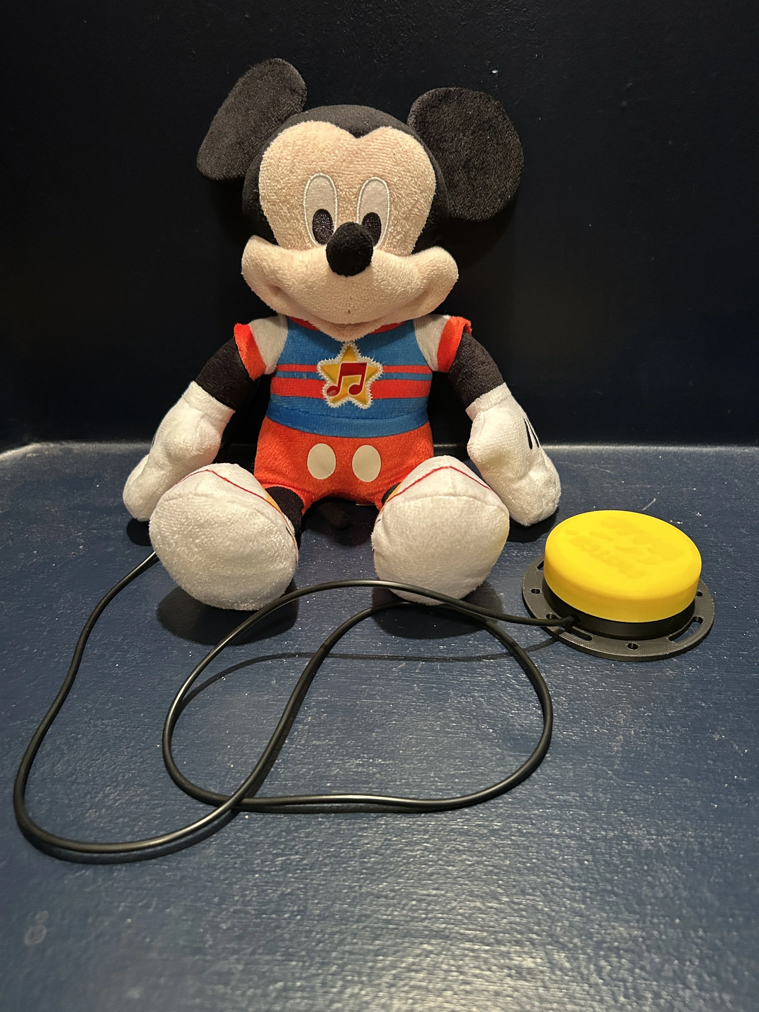 Mickey Mouse Funhouse Singing Plush