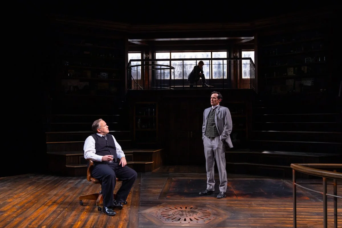 Dr. Jekyll and Mr. Hyde HSC 10-24 104-1200px-selects.jpg