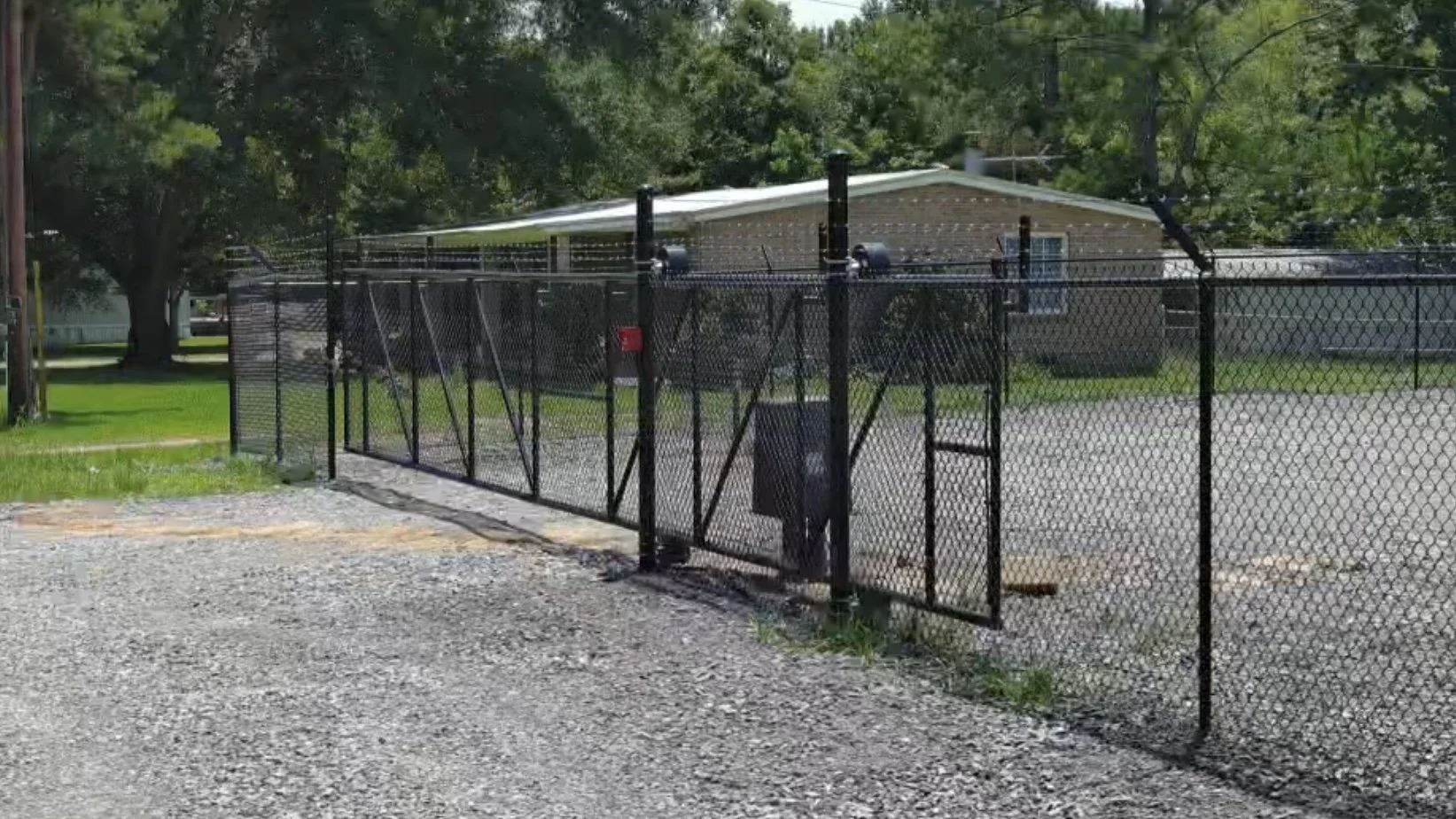 Sliding gate operator and automation system in Mississippi