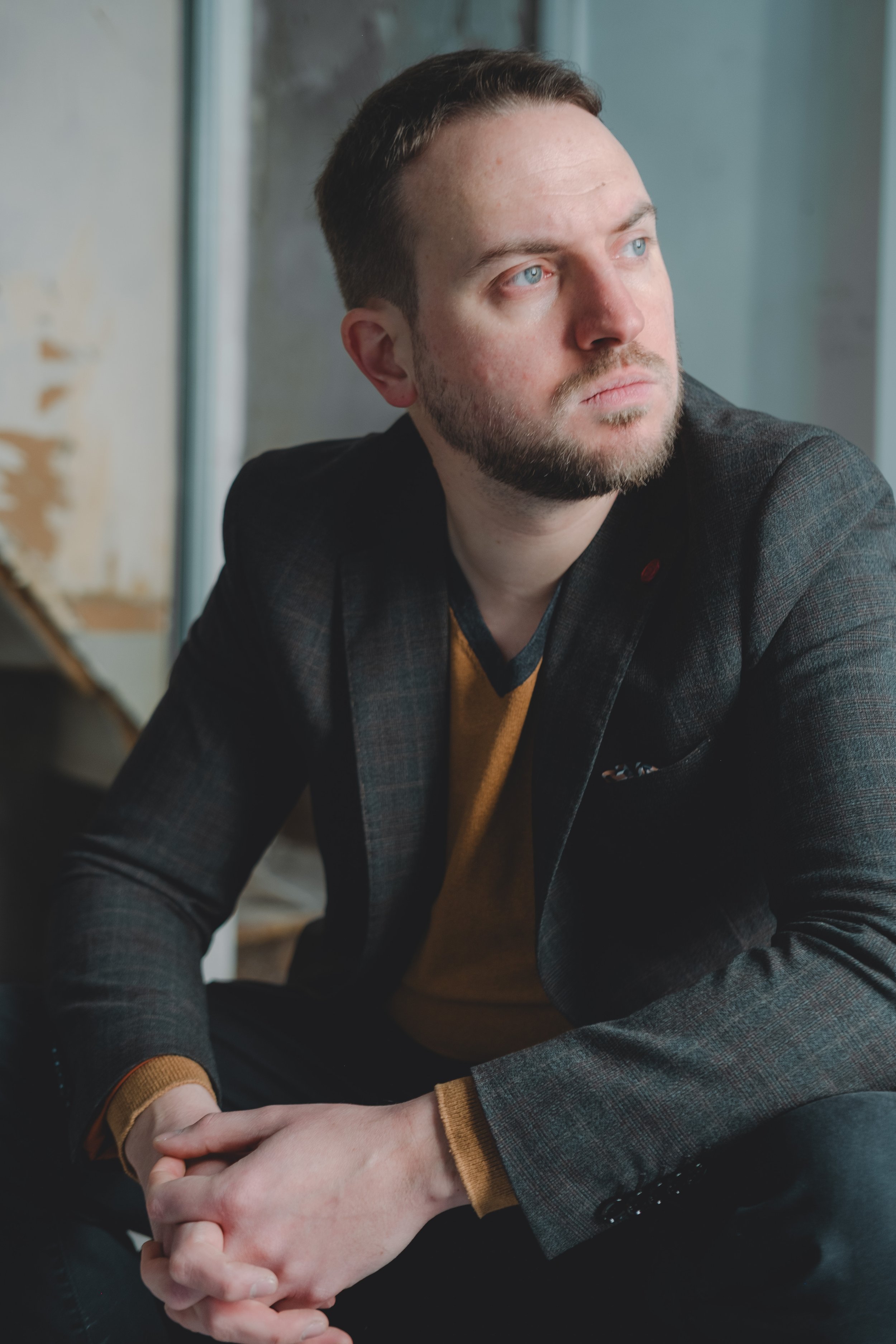 Portrait lumière naturelle comédien Nancy