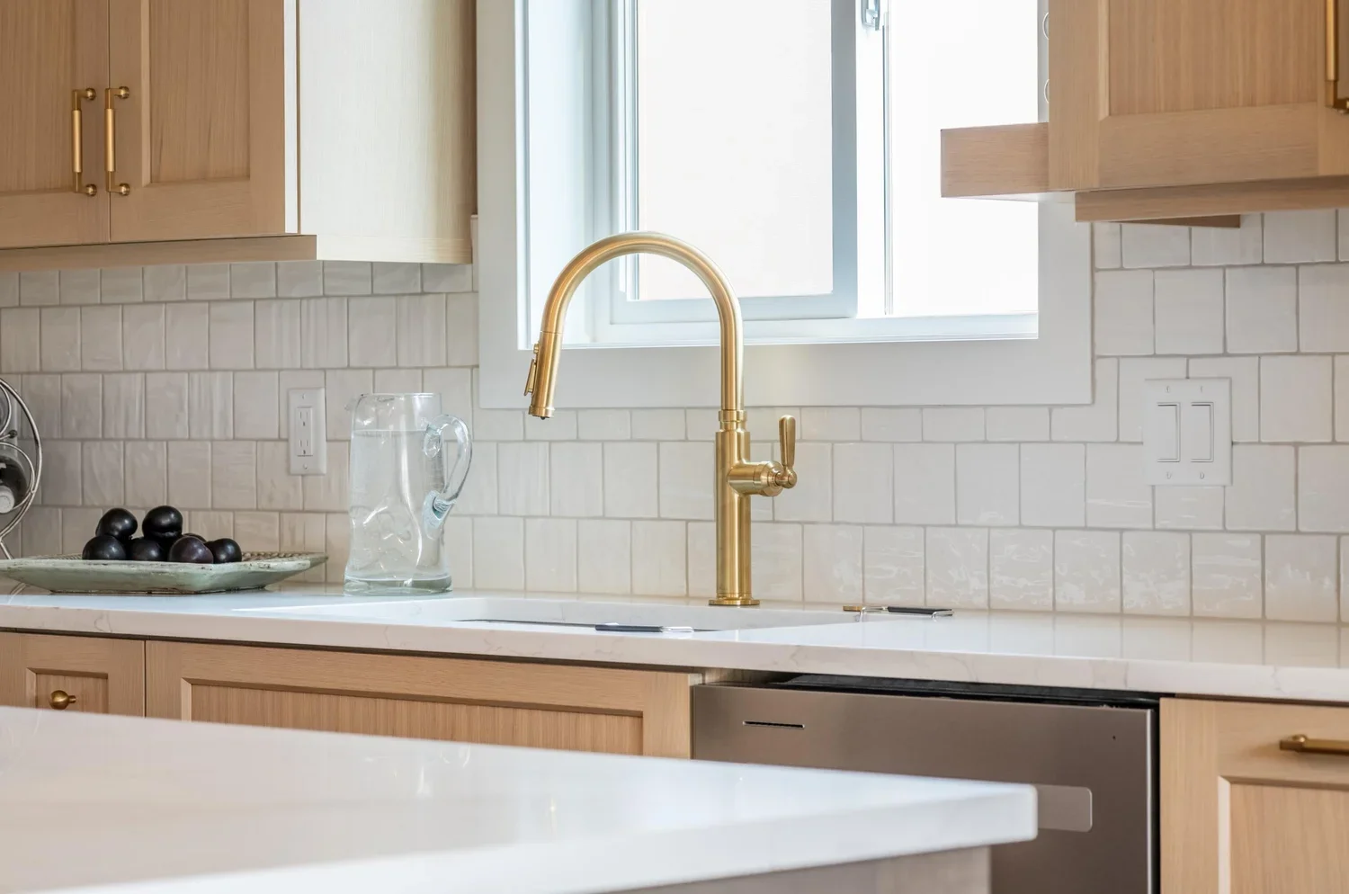 expert-kitchen-sink-design.webp