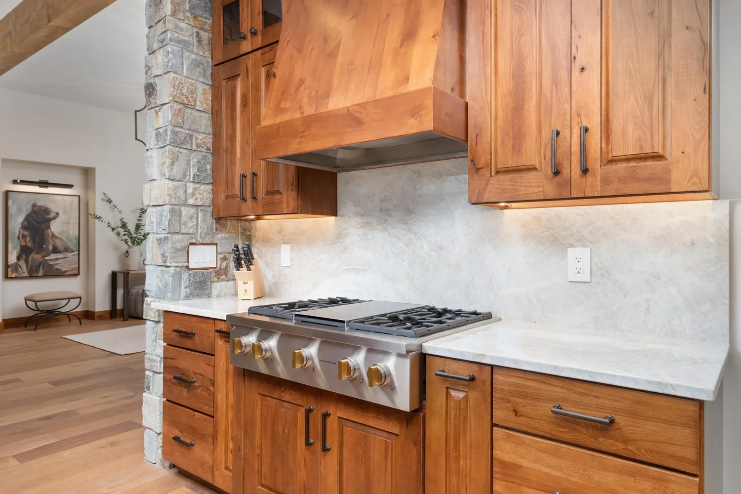 high-quality-kitchen-stove-top-oven.webp