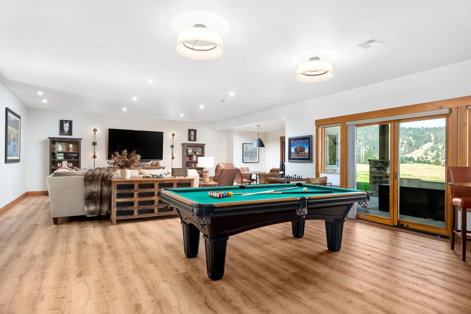 spacious-modern-game-room-family-room.webp