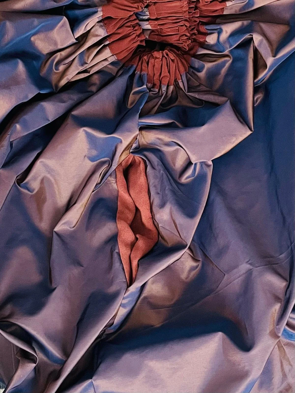 Italian Taffeta Skirt Prugna Glassata (Single Edition)