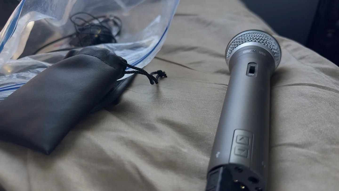 RiP, Mic'y.  I bought this microphone 3 years ago when I didn't have a plan but knew I had the drive to do something with it.  It'll be a bit before I can throw it away.
#Life #VanLife #ConfusedIdealist #Microphone #MicLife #Travel #OnTheRoad #Daily