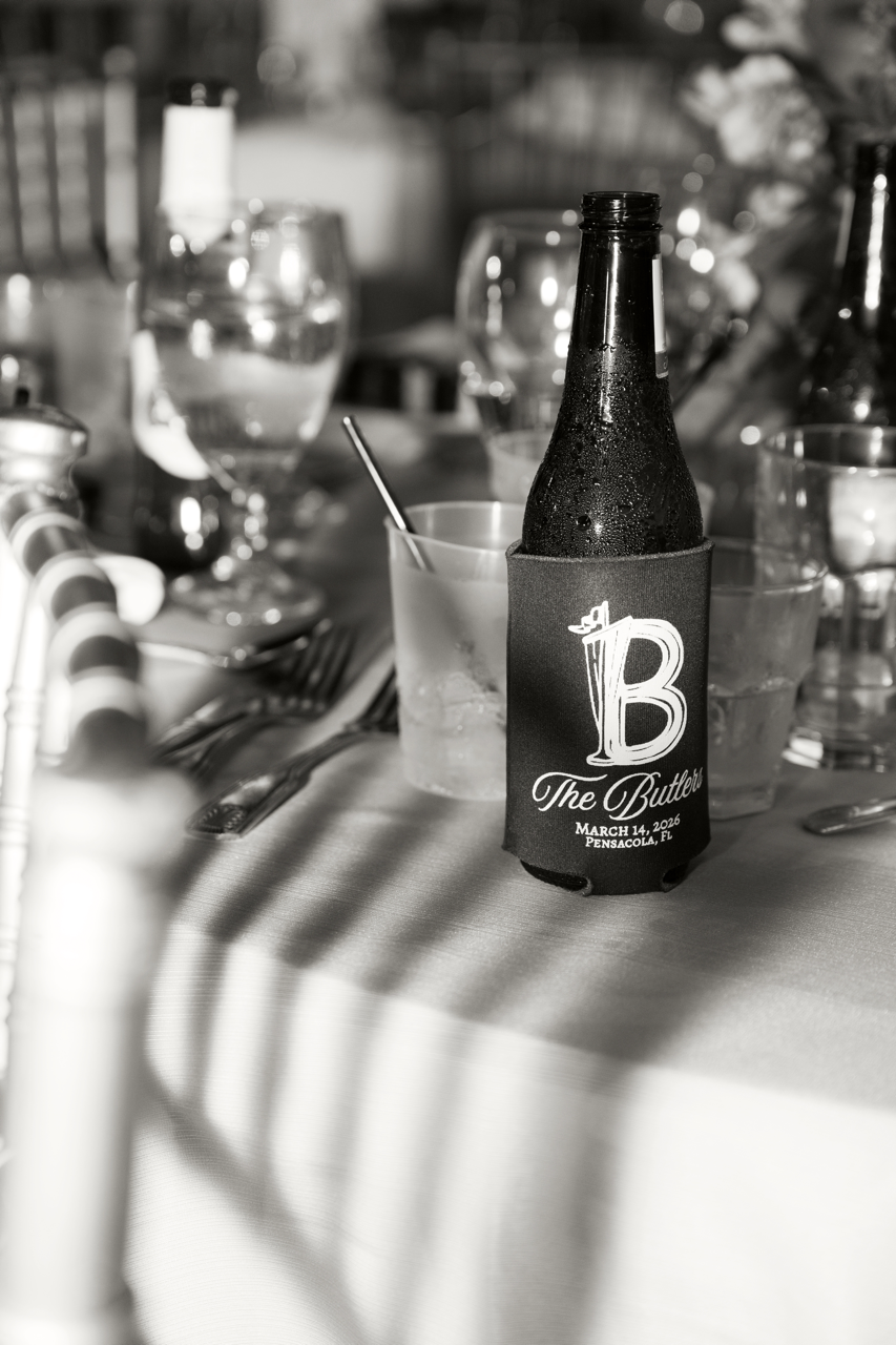 1-Previews-SaraFe+Will-Wedding-117-bw Large.png