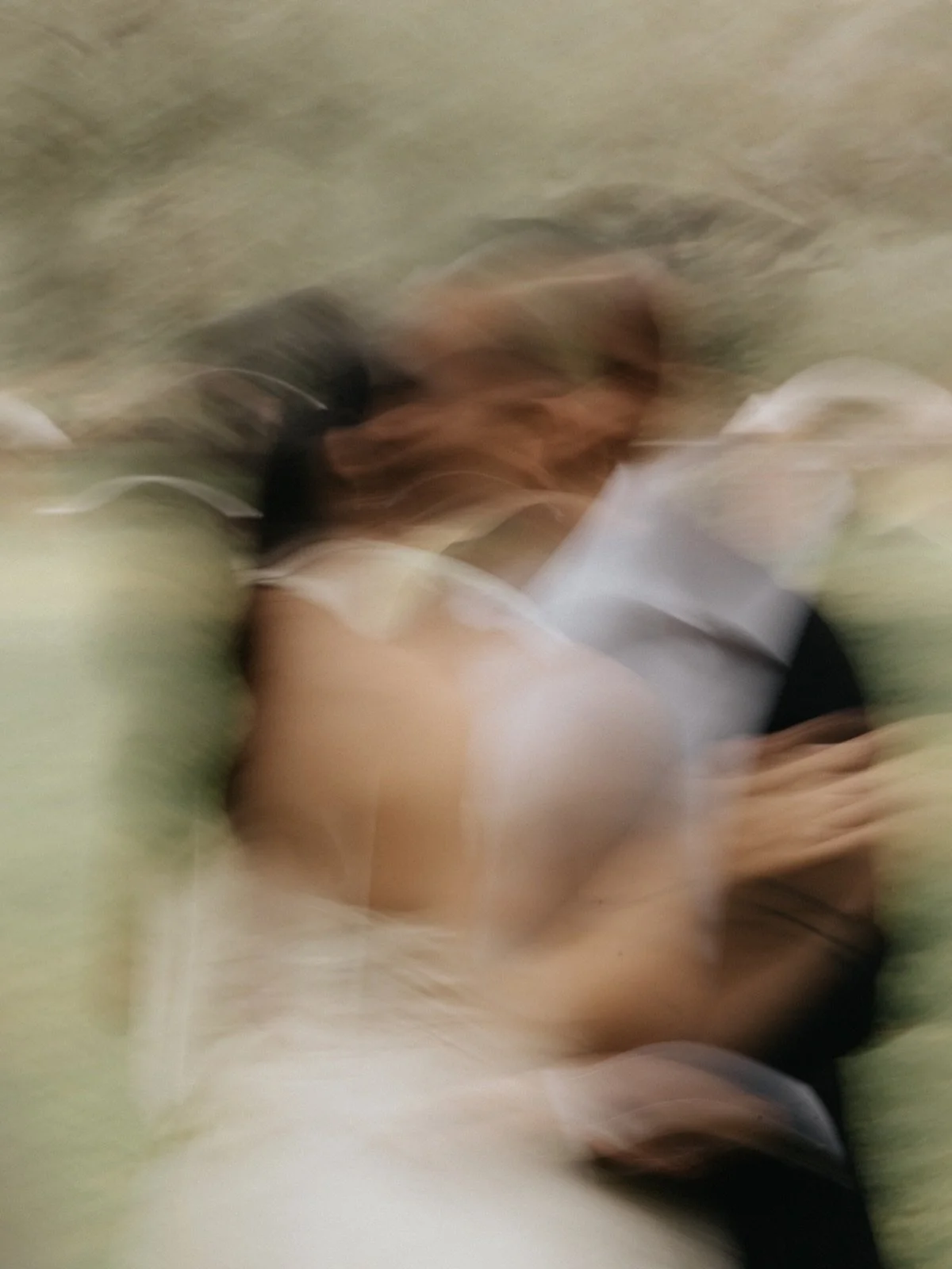 We can be heroes, just for one day.
.
.
.
.
.
#dorianweddings #weddingday #weddingphotography #fotografodebodas #editorialweddingphotography