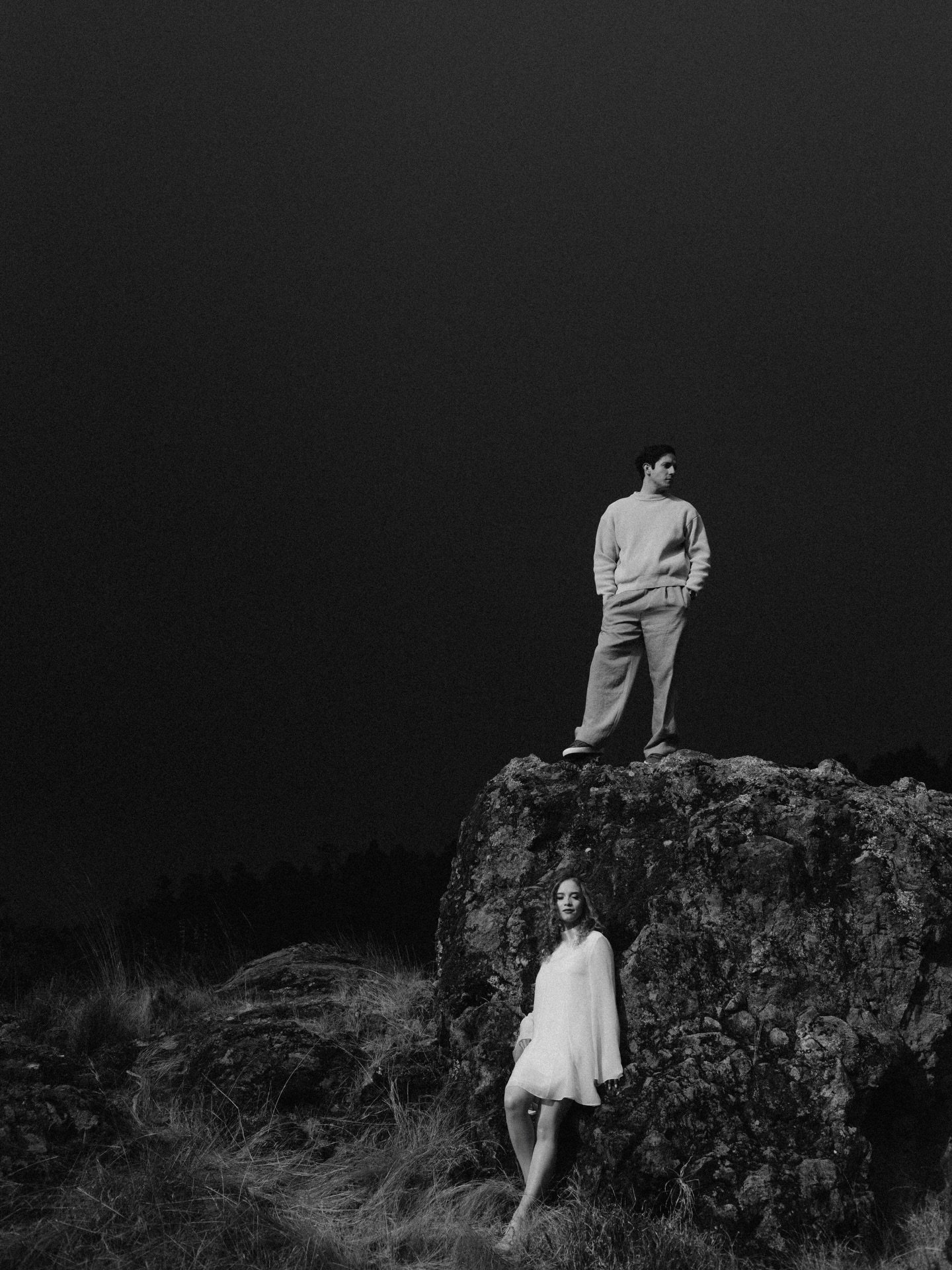 Harsh light
.
.
.
.
.
#europephotographer
#photographerineurope
#europewedding
#europeweddings
#destinationwedding