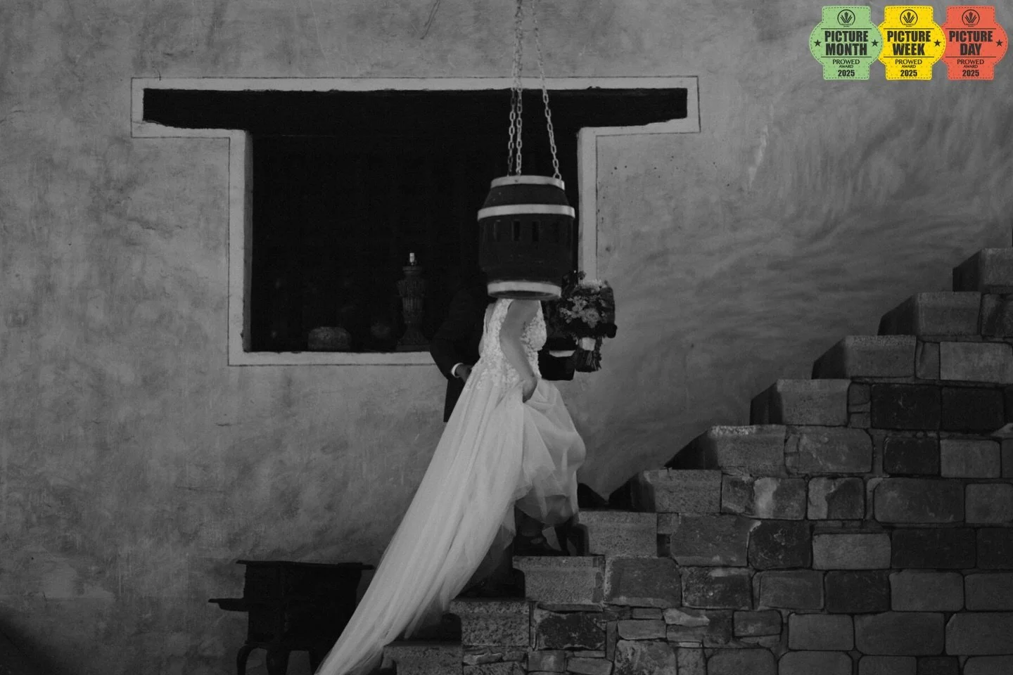 Photo of the MONTH &bull;| @prowed.award 
.
.
.
.
.
#dorianweddings #photographer
#professionalphotographer
#destinationphotographer
#internationalphotographer