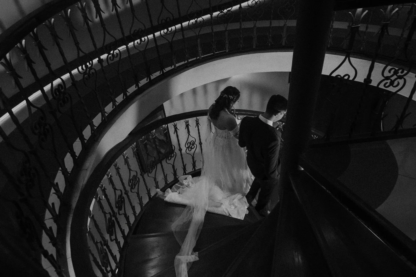 MONton.
.
.
.
.
.
#weddingphotographer
#destinationweddingphotographer
#weddingstoryteller
#authenticwedding
#editorialwedding