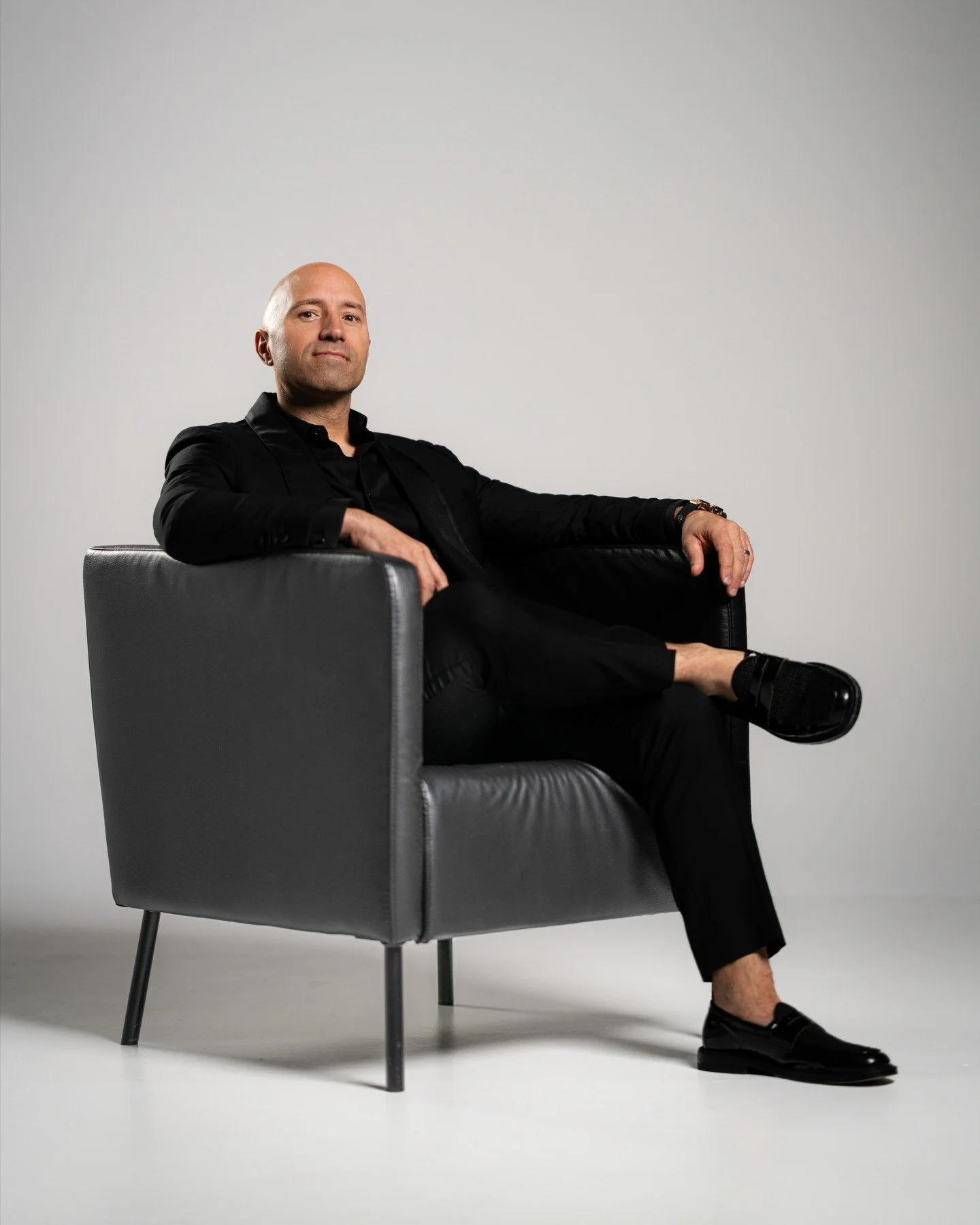 I know you're gonna put those Christmas decorations up and post about it today.