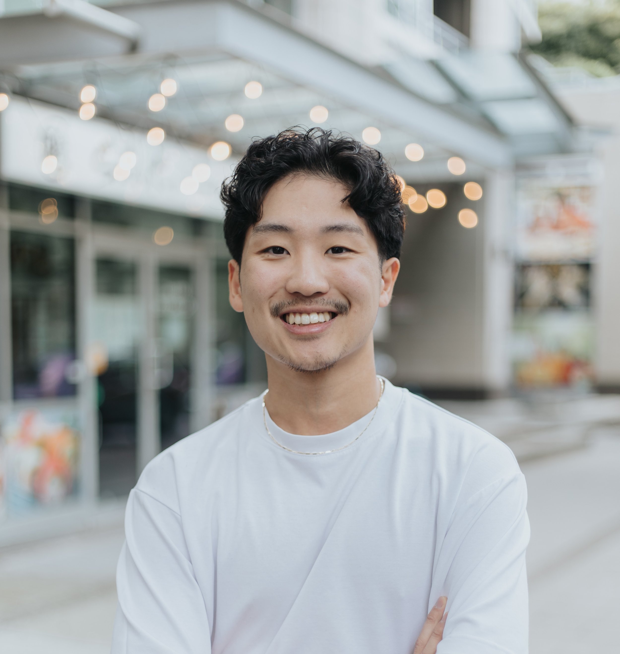 Harry is the owner and senior barber at Seol Hair Barbershop and Salon. He focuses on fades, beard trims and line-ups.