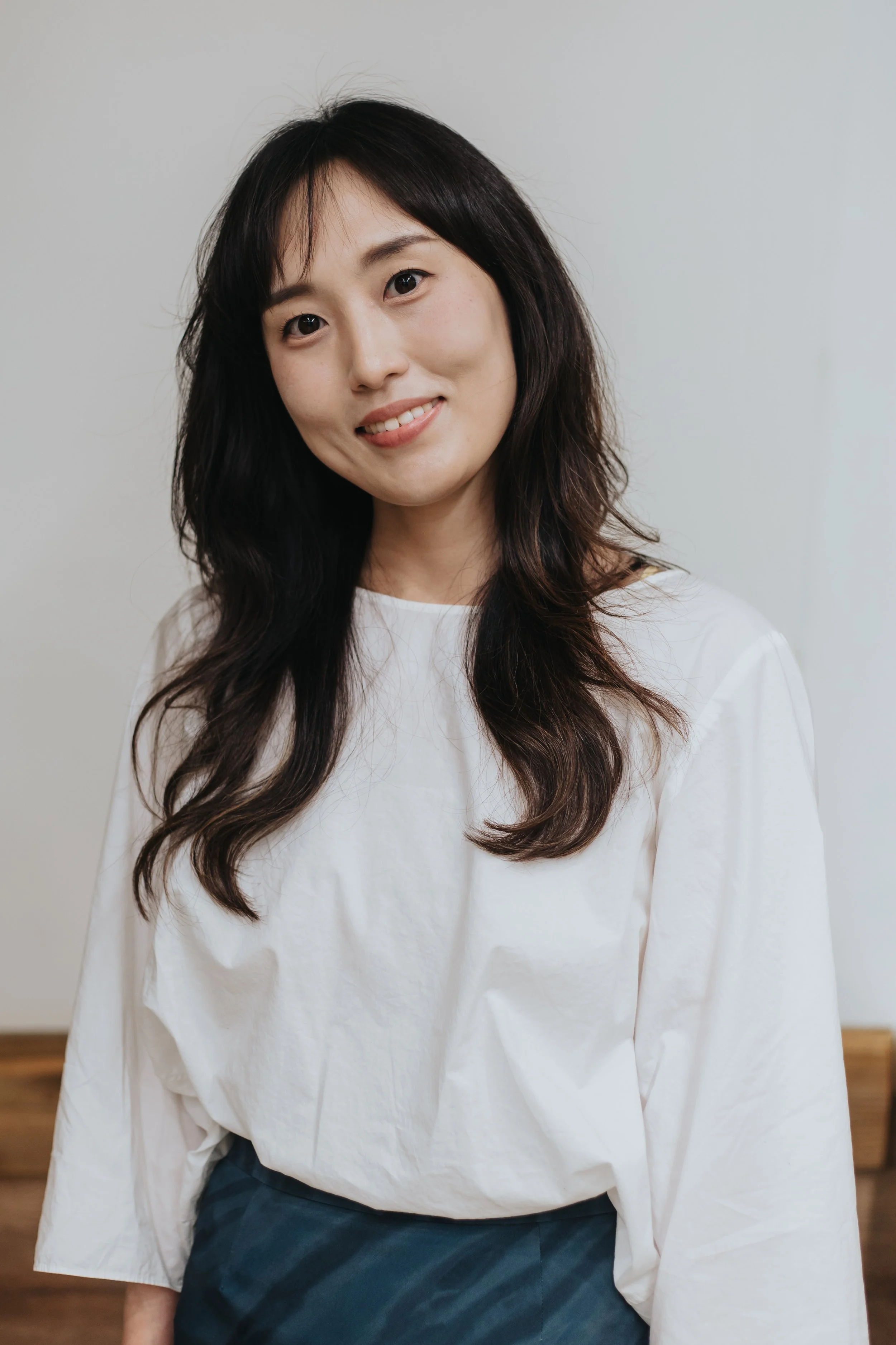 Yesol is a Hair stylist at seol hair and has been a hairstylist for 5 years. Working in the salon industry and perfecting her craft from women's haircuts, perms, hairstyling, downperms, magic perms, straight perms, ombre balayage's, men's haircut