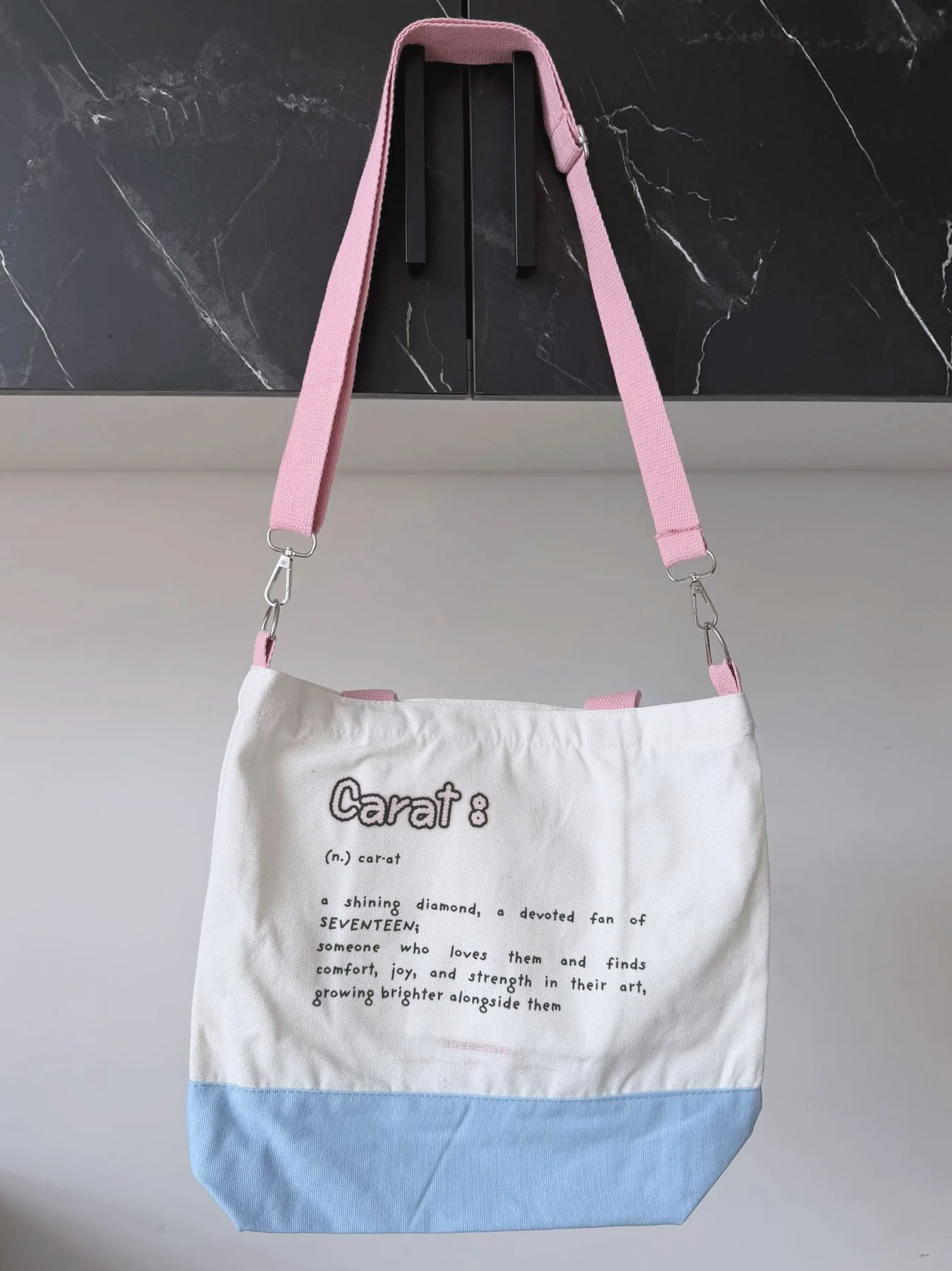 carat tote bag