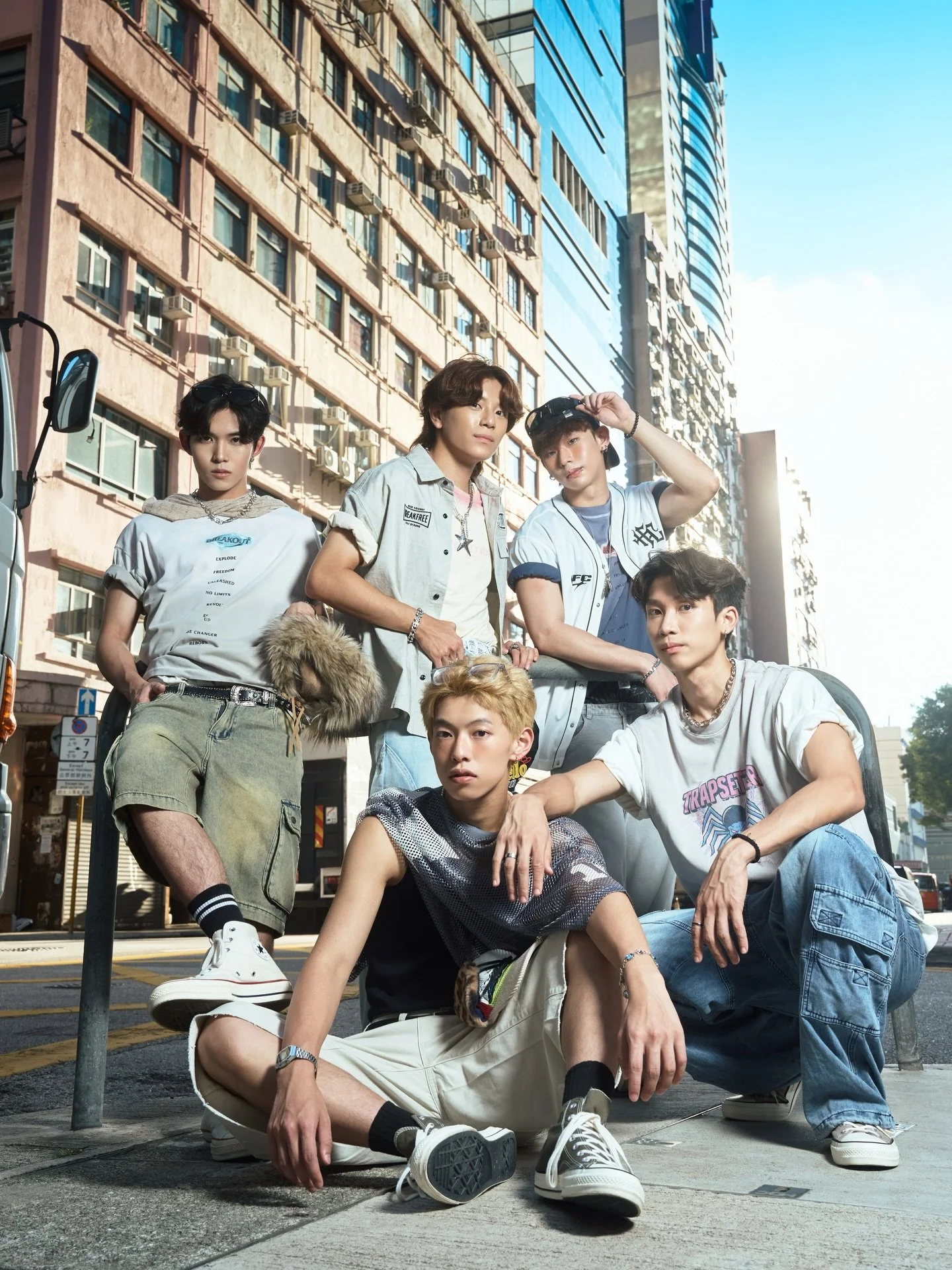 for @hissohk

In frame @jackwonggg_ @andrexng @man_fung__ @makch__ @_.nga1hang._ 
Assistant @kk._.ki @923tomi 
Stylist @mookmouthstyling 
Styling Assistant @923tomi 
Art Direction @/Kim
Photographer @byhn.art 
Retouch @byhn.art 

Special Thanks
Hair 