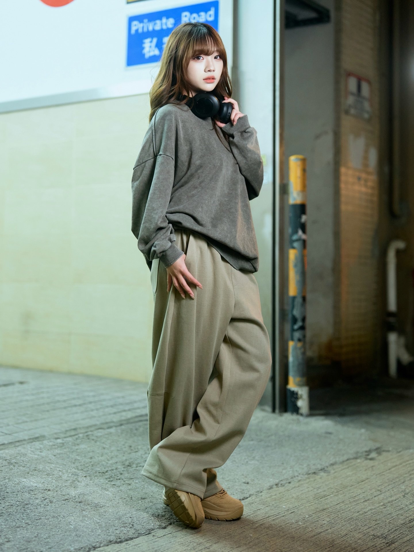 for @hissohk

In frame @yiking_s 
Assistant @kk._.ki 
Stylist @kk._.ki 
Art Direction @/Kim
Photographer @byhn.art 
Retouch @byhn.art