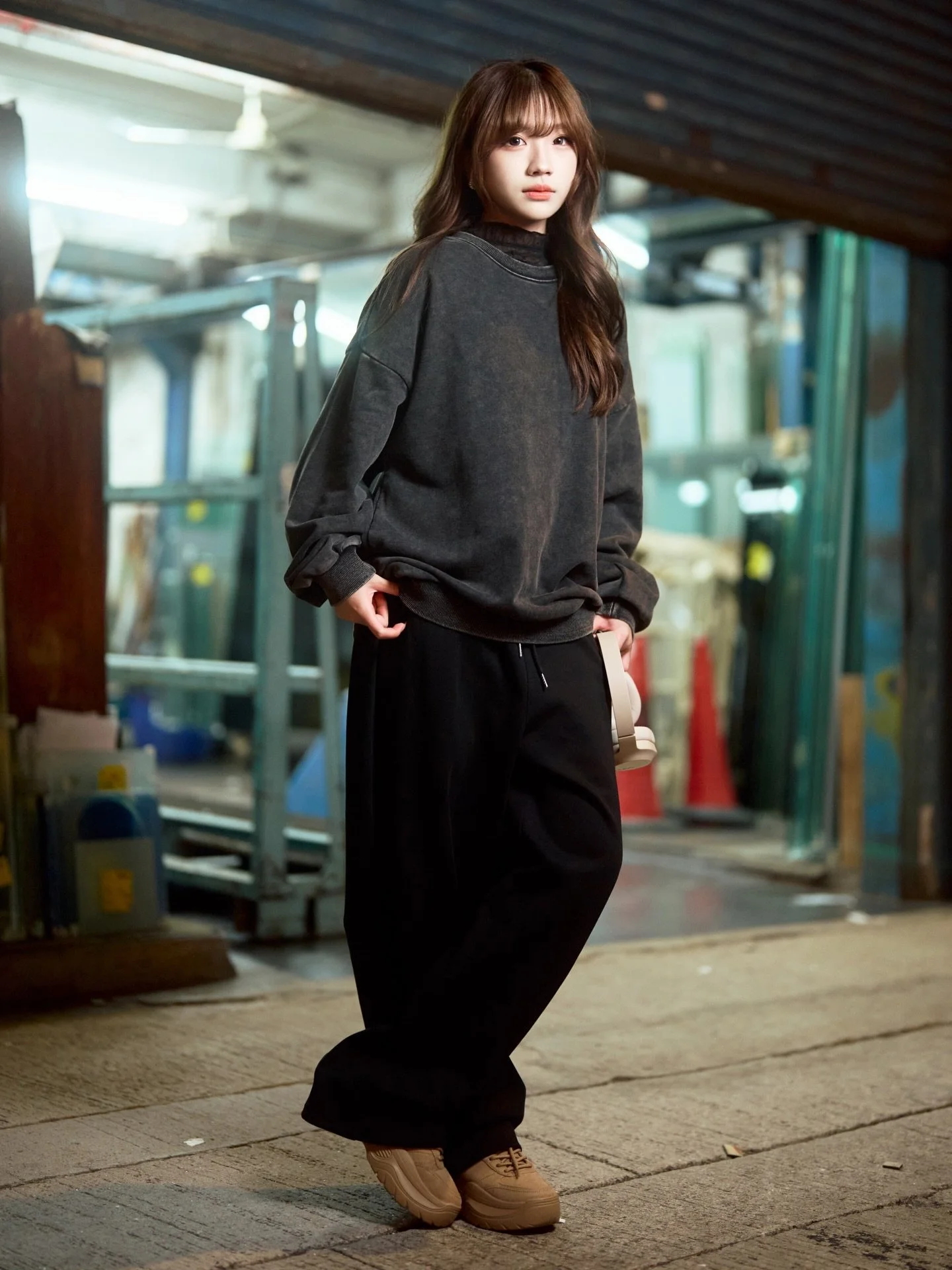 for @hissohk

In frame @yiking_s 
Assistant @kk._.ki 
Stylist @kk._.ki 
Art Direction @/Kim
Photographer @byhn.art 
Retouch @byhn.art