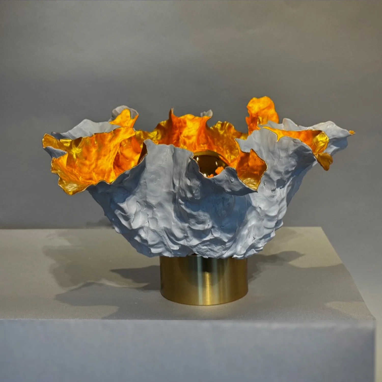 TL03 Ranunculus Table Lamp