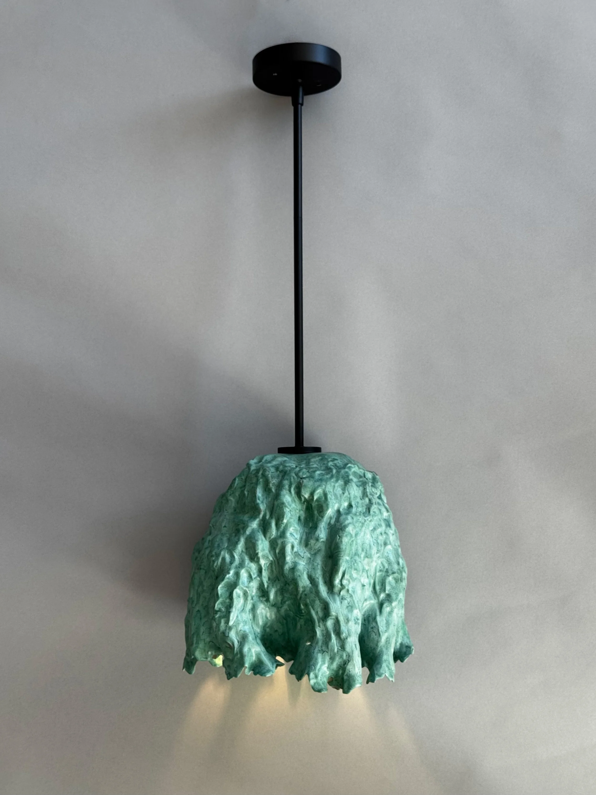 L08 Pendant Acanthus A.jpg