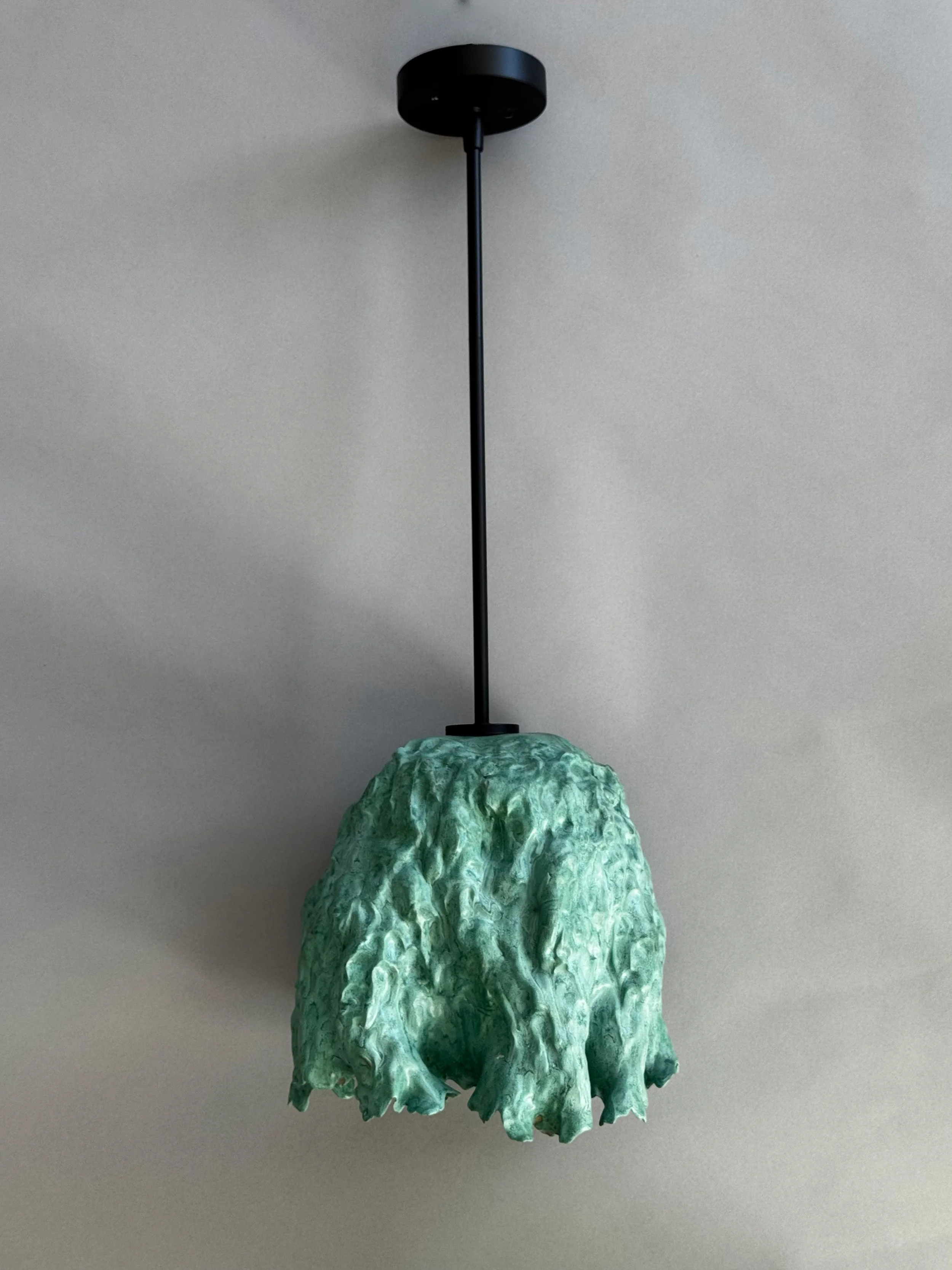 L08 Pendant Acanthus B.jpg