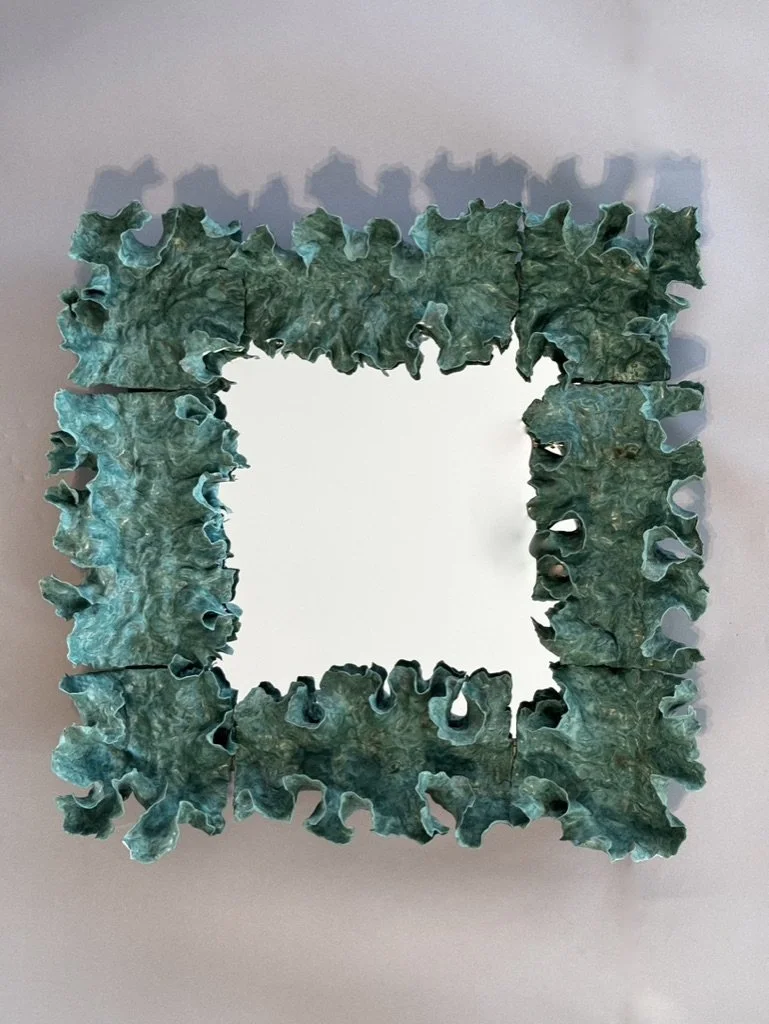 M02 Acanthus Mirror