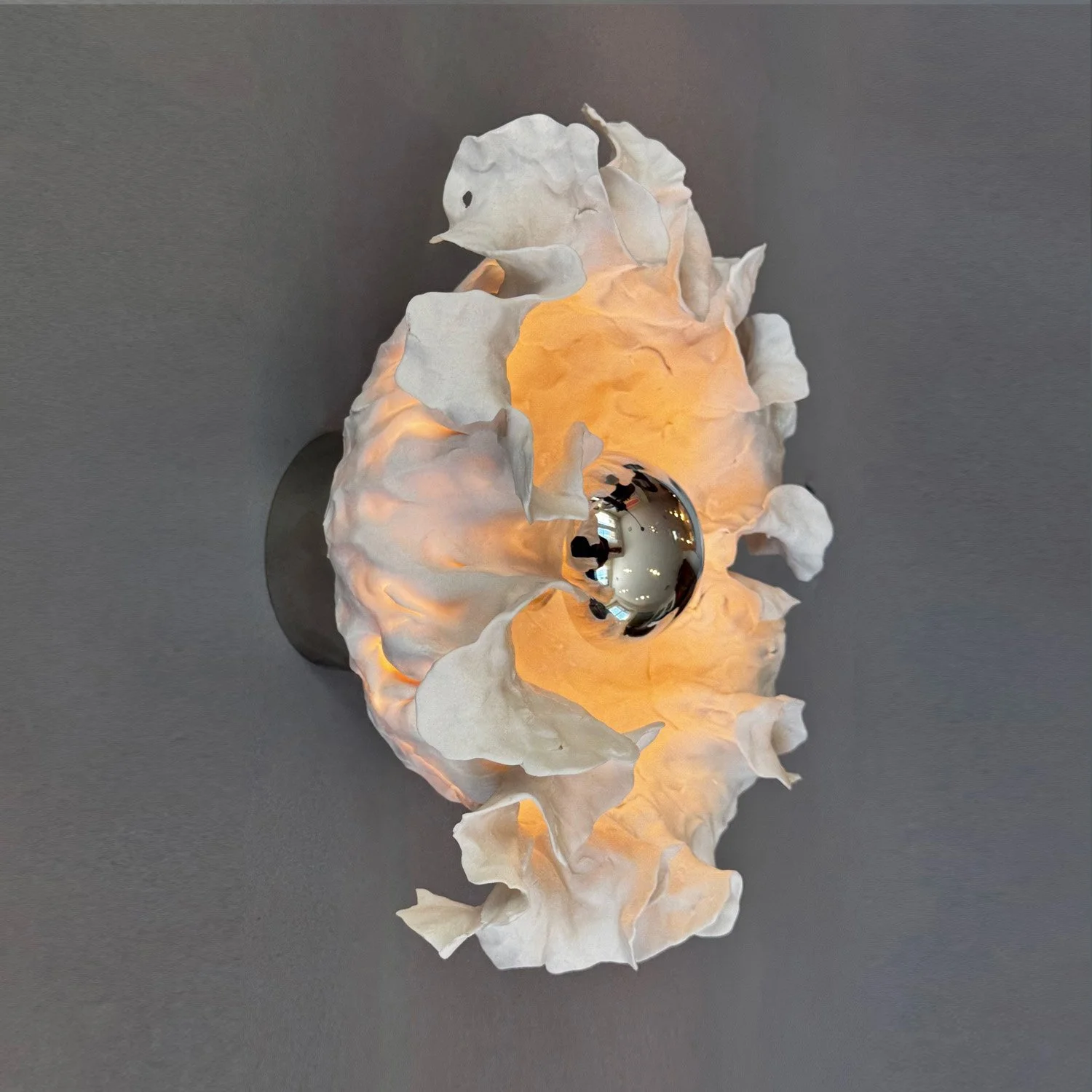 WS11 Lisianthus Wall Sconce