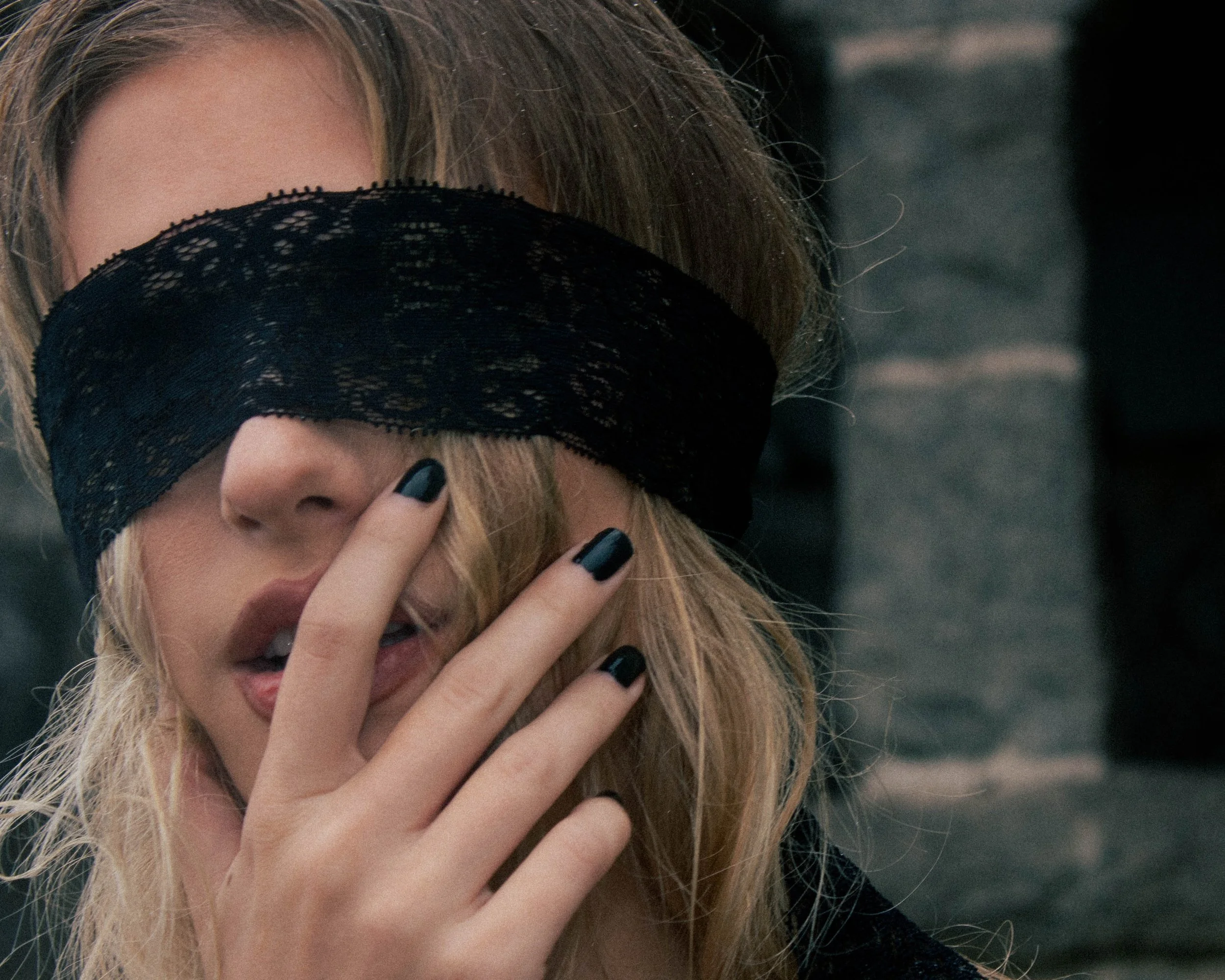 FASHION EDITORIAL