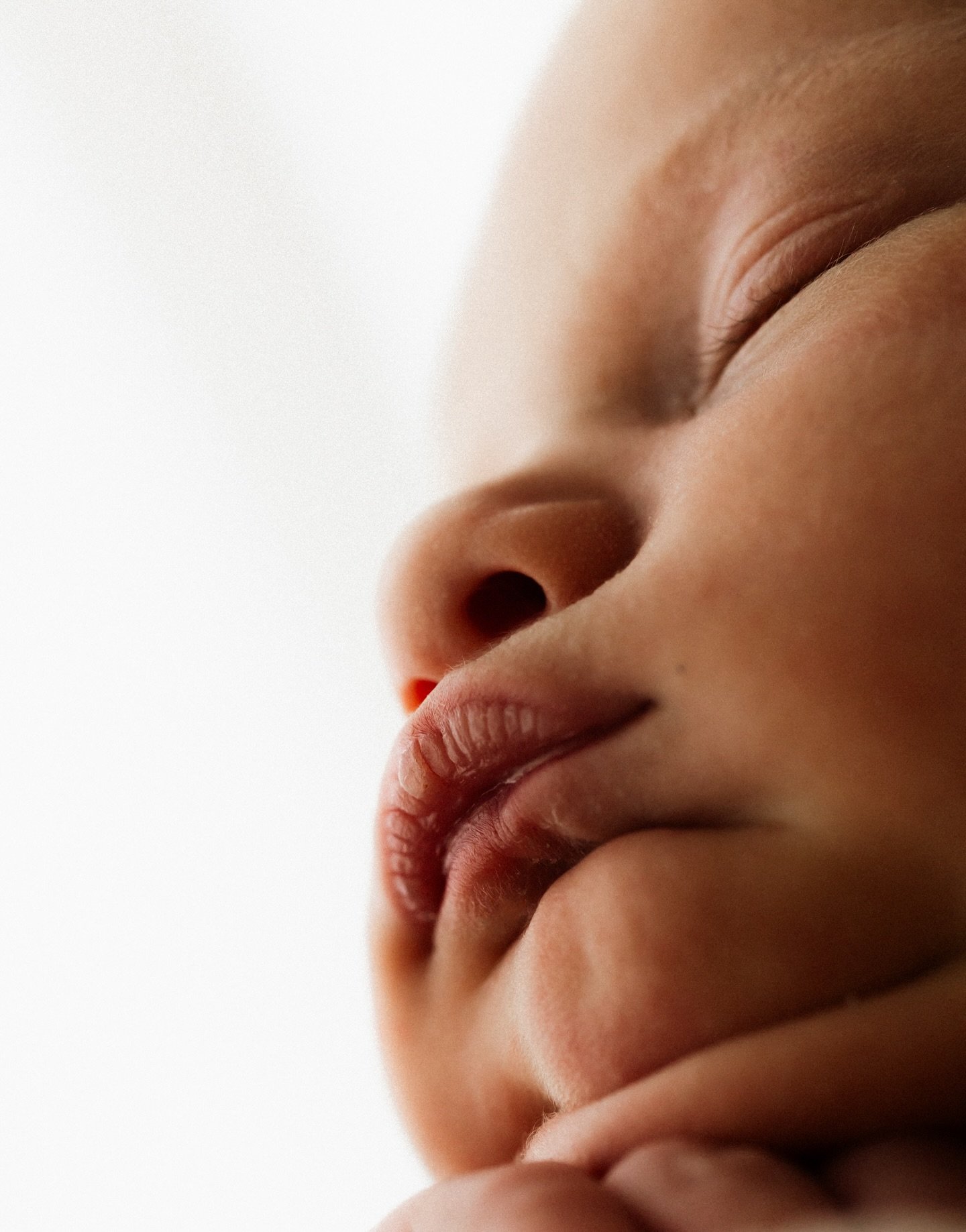 I sent my baby off to prep today, my heart broke a little letting go. I came home to a house that felt a little different, 5 years felt like 1. I will never have enough memories with my kids, don&rsquo;t forget to book your family photoshoot, it&rsqu