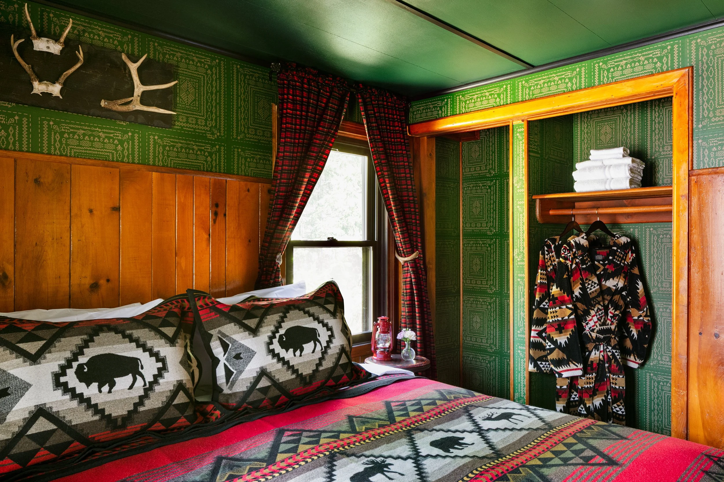Opa_Cabin-11.jpg