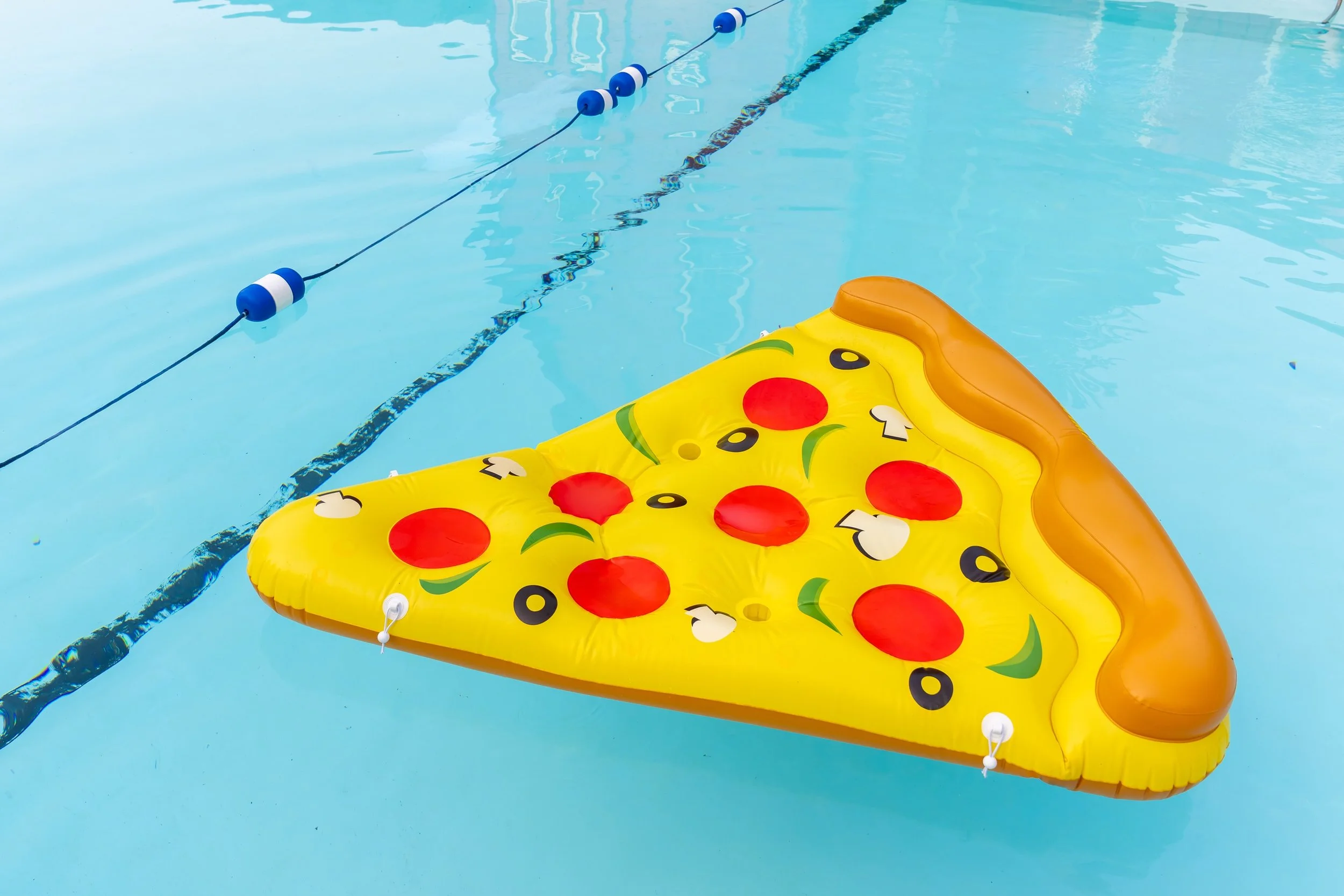 pizza &amp; pool?

hours:
Mon&ndash;Thurs: 3&ndash;9pm
Fri&ndash;Sun: 3&ndash;11pm 

@tinypizzakitchen: serving thurs-mon, 3-9pm

📍822 Oliverea Rd.