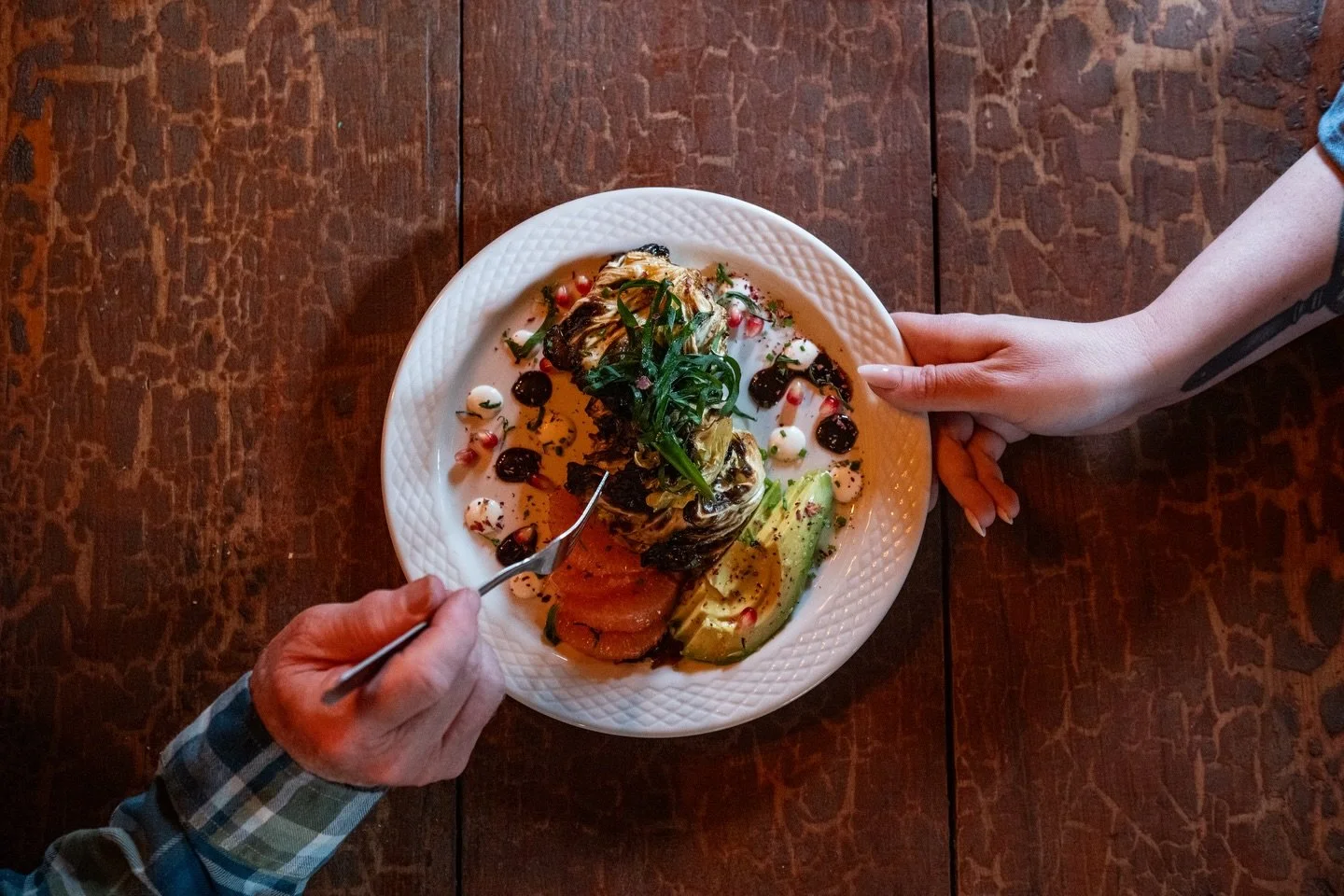 grab a fork. pull up a chair.

Hours:
Mon&ndash;Thurs: 3&ndash;9pm
Fri&ndash;Sun: 3&ndash;11pm 

@tinypizzakitchen: now serving thurs-mon, 3-9pm

📍822 Oliverea Rd.