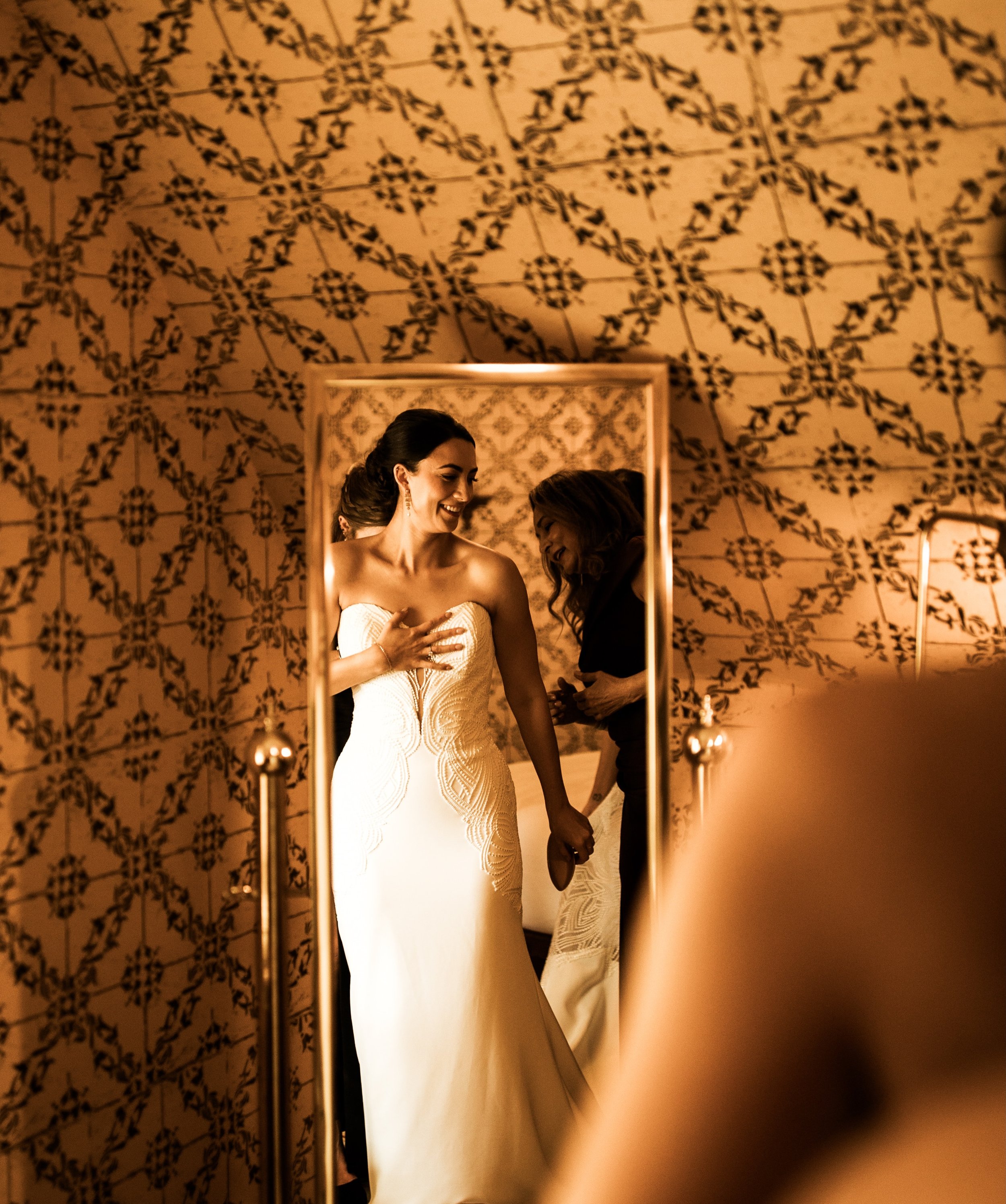 Come see us tonight in Public House! We will be closed tomorrow, September 12th for a wedding 💍💒

Open tonight 4pm to midnight 🥂
@monarchdenver serving up food until 11pm 🍕🍅🥬

#boutiquehotel #denverweddings #weddingvenue