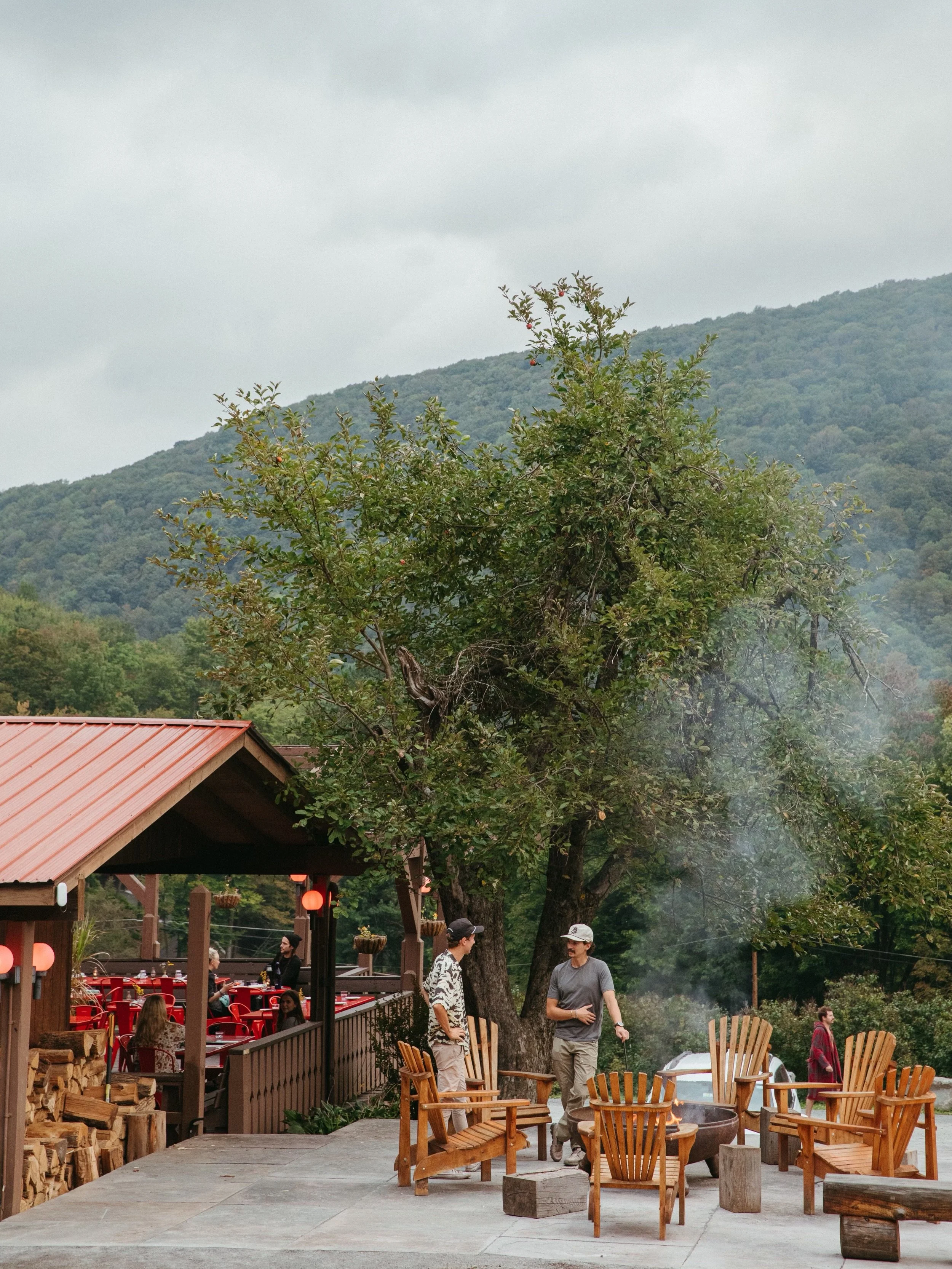 Swipe to see the leaves change, book your stay to see it for yourself.