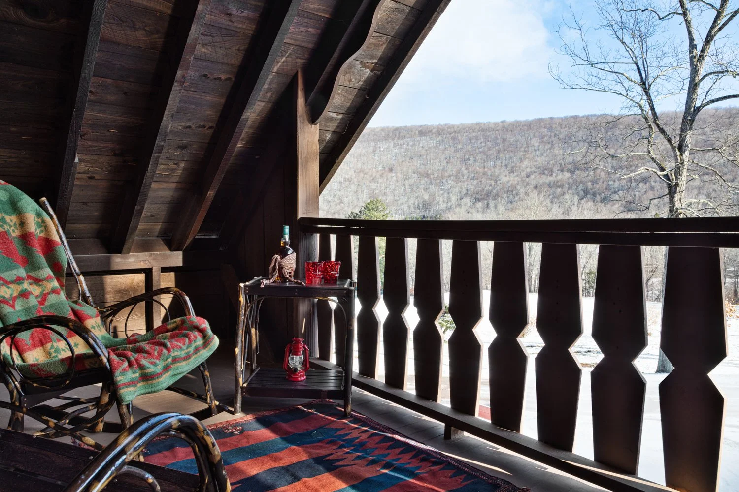 Cowbow_Catskills_Lodge_LowRes-28.jpg