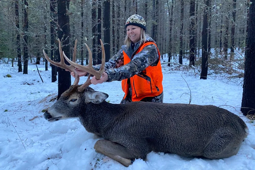 Joanne's 2021 buck.jpg