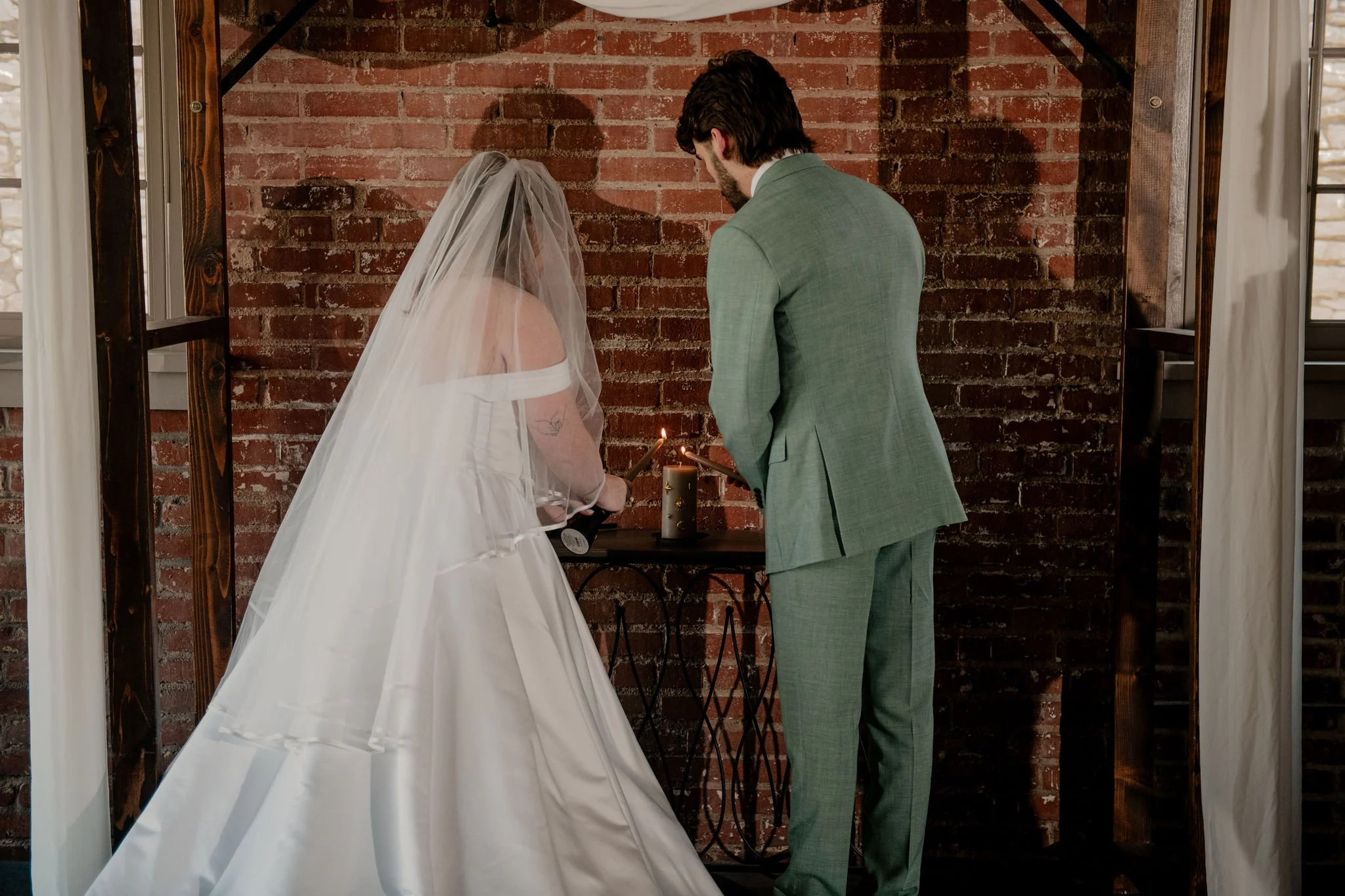 the-davis-event-space-spring-wedding-gallery-0808.jpg