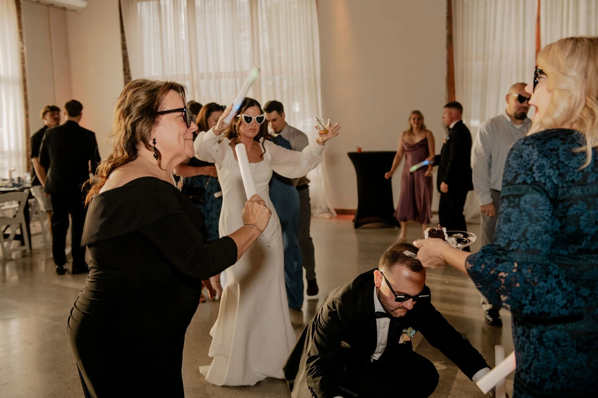 the-monarch-room-summer-kansas-city-wedding-1396.jpg